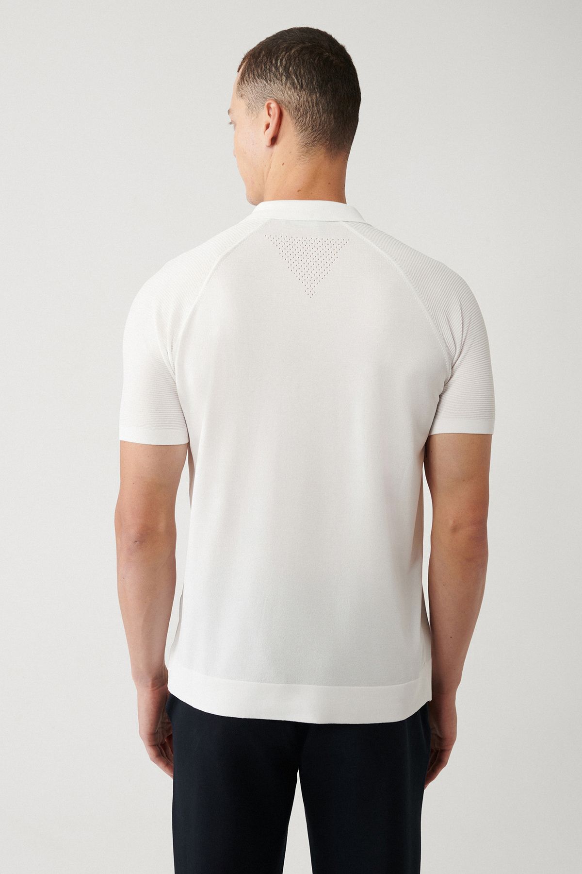 Avva پیراهن لباس بافتنی ecru rayon یقه چوگان بافندگی به طور منظم مناسب A32Y5018