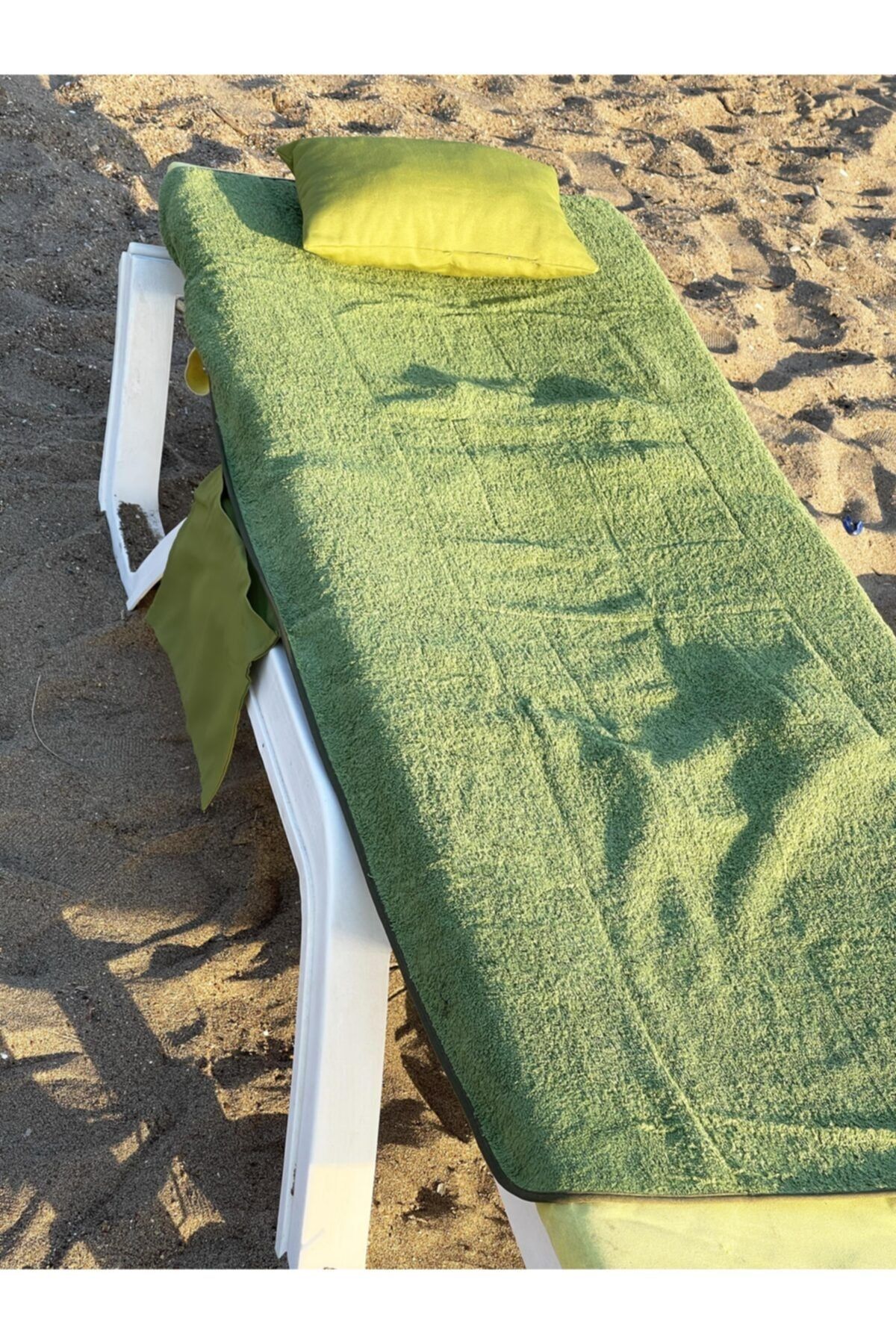 Green beach sales towel