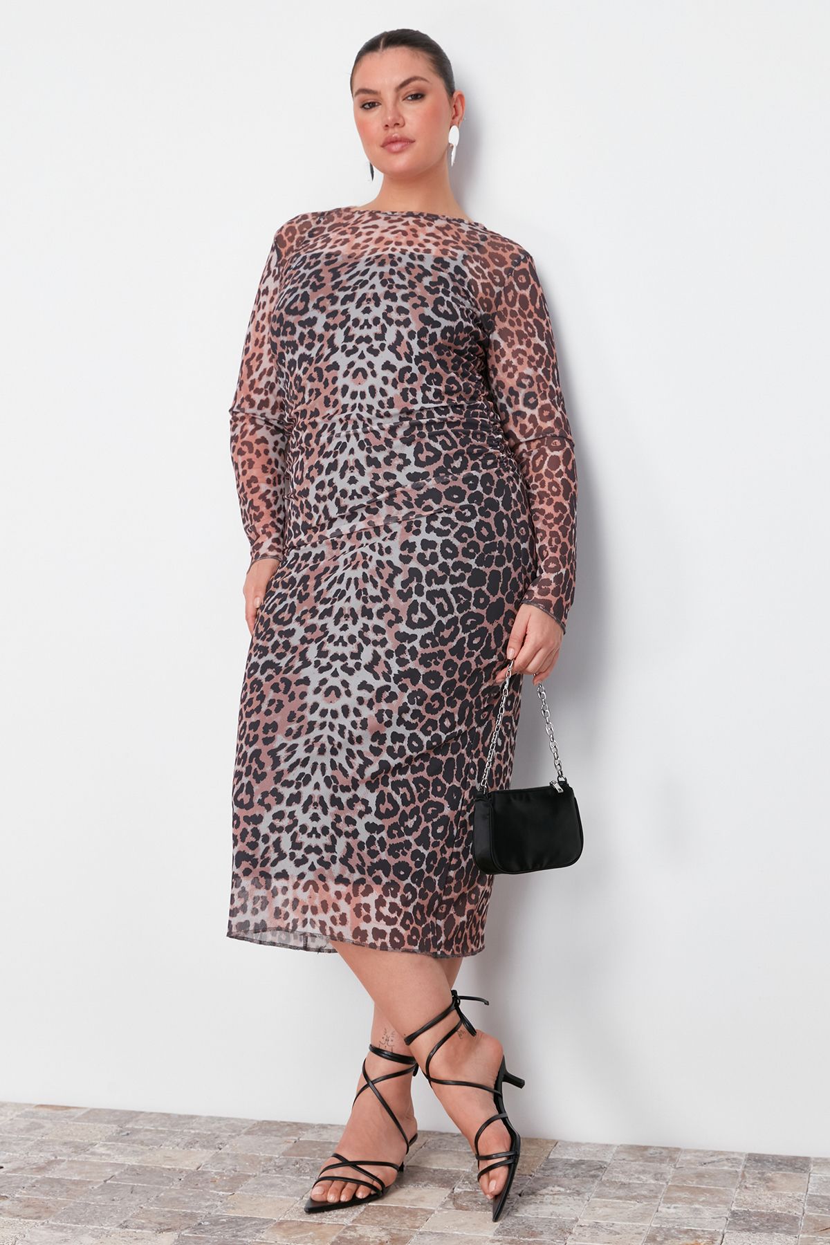Trendyol Curve Wielobarwna Tiulowa Sukienka Midi Z Dzianiny W Panterkę Kobieta - 2XL