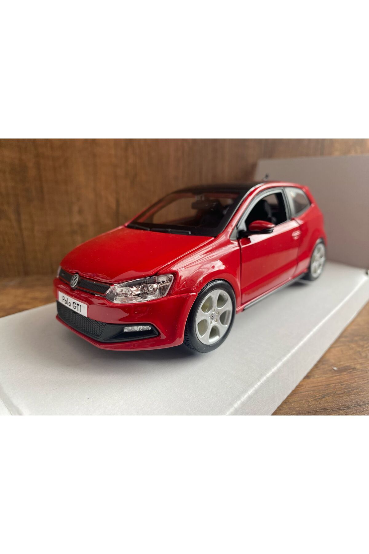Polo 1 2025