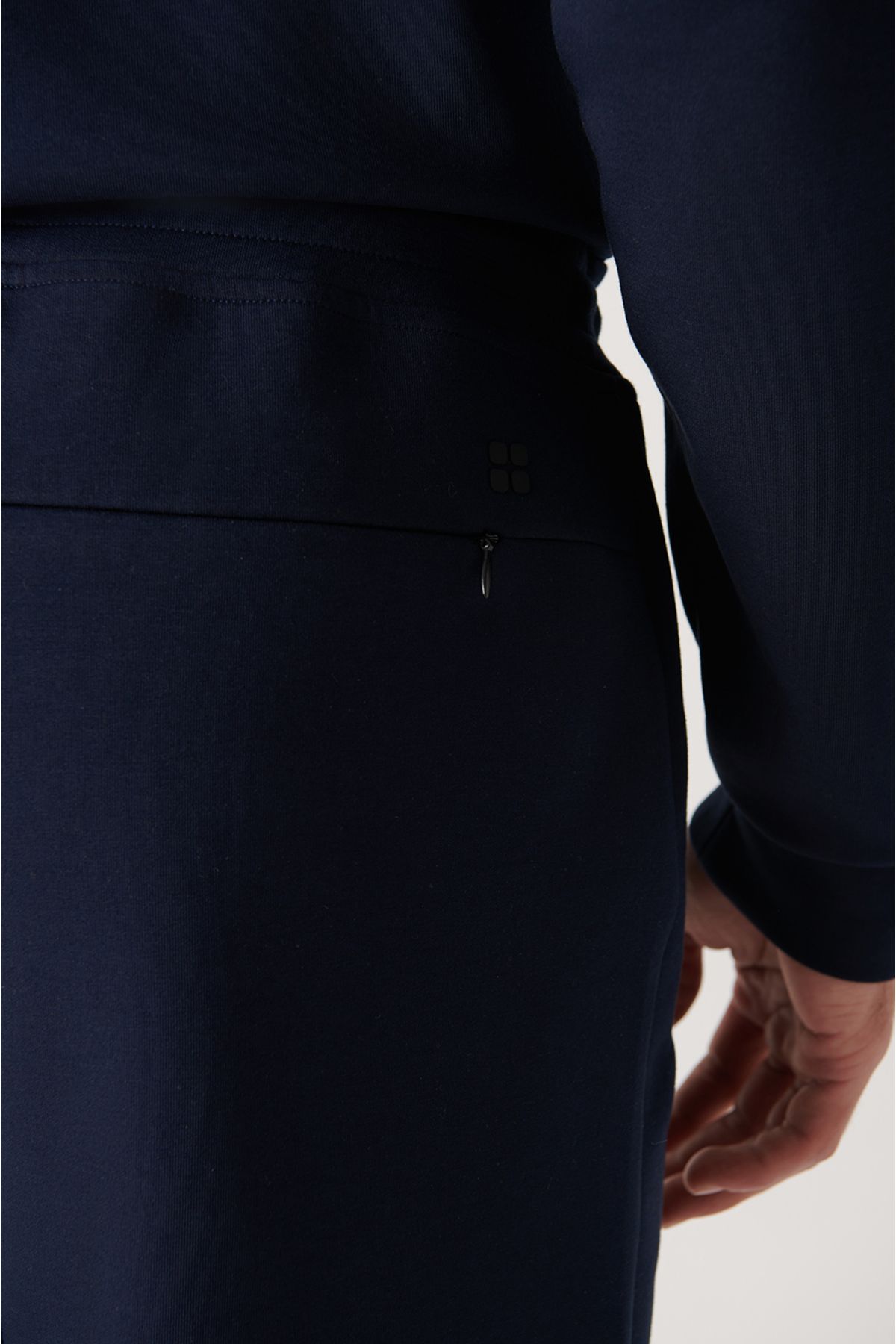 Avva لباس های آبی دریایی شش تایر لاستیکی پارچه ای با بافت نرم انعطاف پذیر