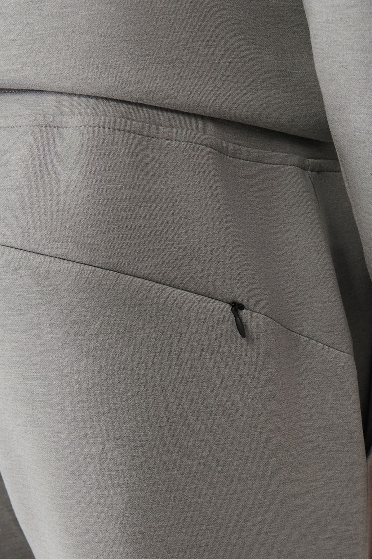 Avva لباس های جگر خاکستری مردانه شش کمر لمسی نرم و باریک پوشیده شده تناسب منظم A32Y3431
