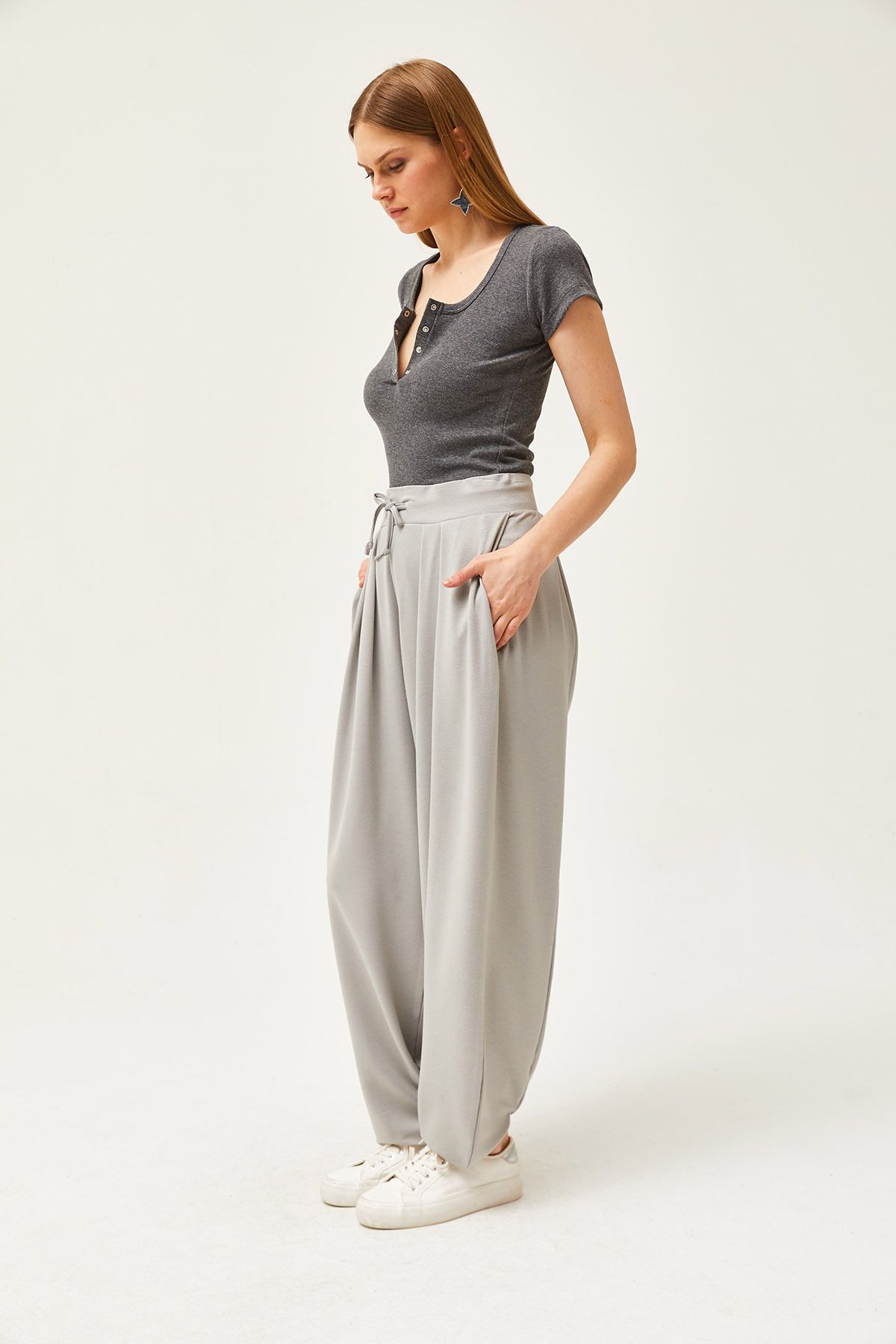 Olalook-Graue, weich strukturierte, fließende Shalwar-Hose mit Schnürung für Damen PNT-19000273 4