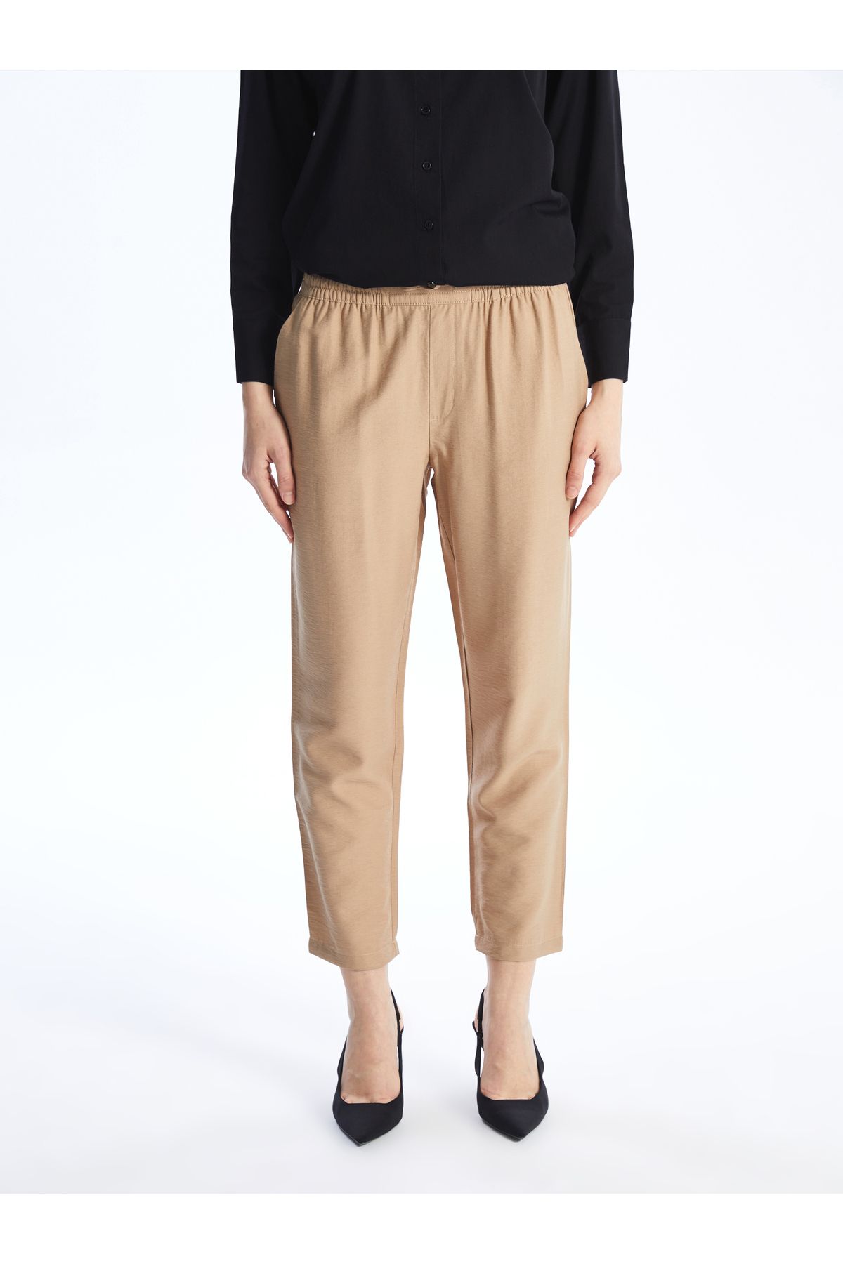 LC Waikiki-Comfortable Molded Women's Trousers with Elastic Waist 4