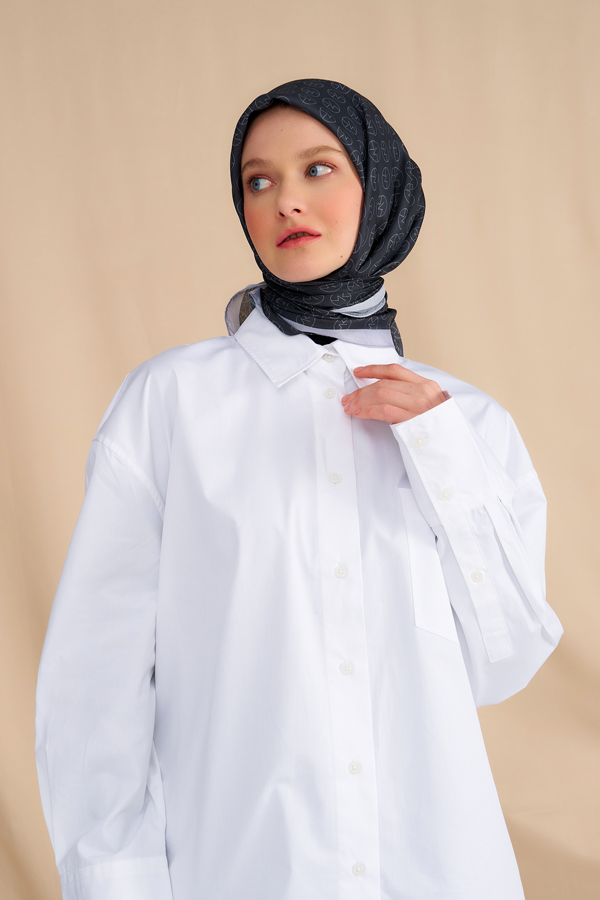 Mk Cotton Scarf Black Gray