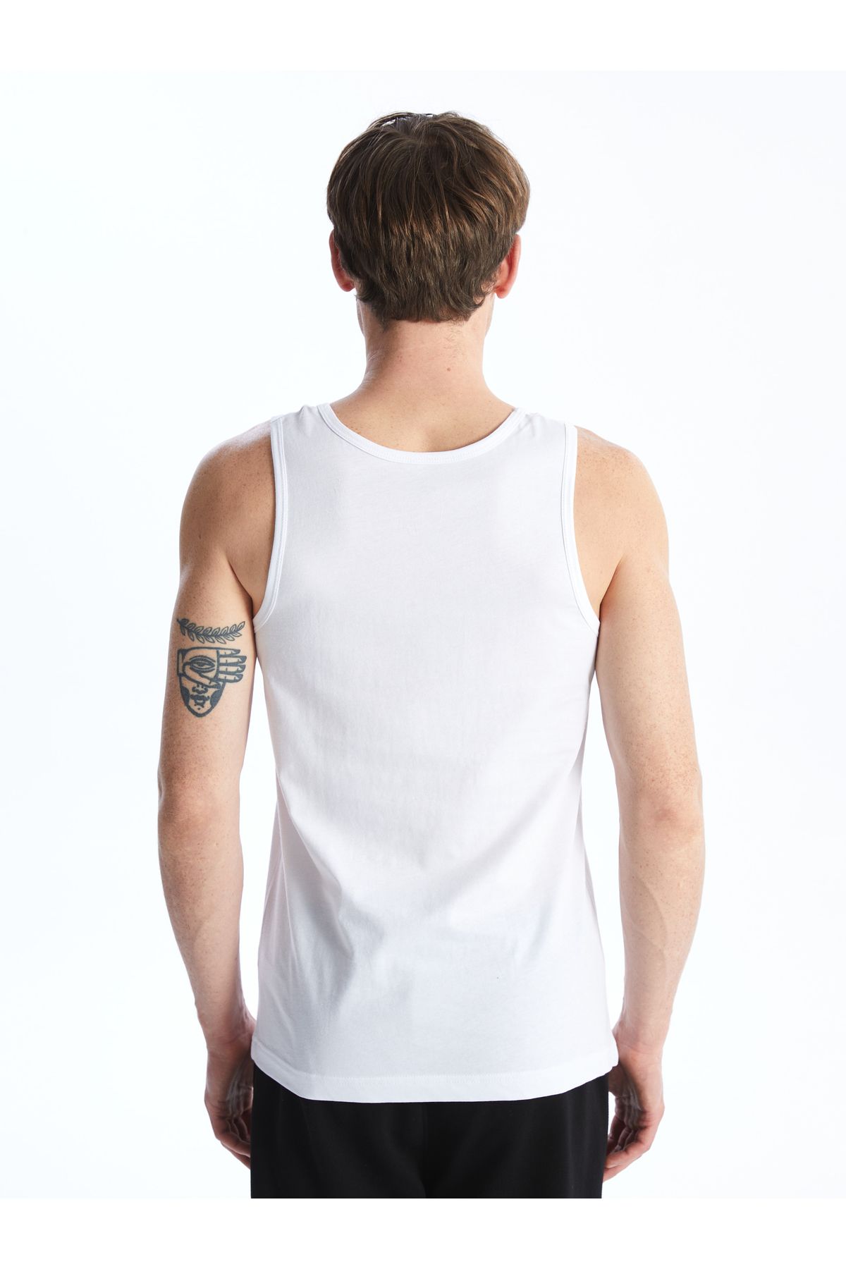 LC Waikiki-Tricou bărbătesc din bumbac pieptănat cu gât în U 5