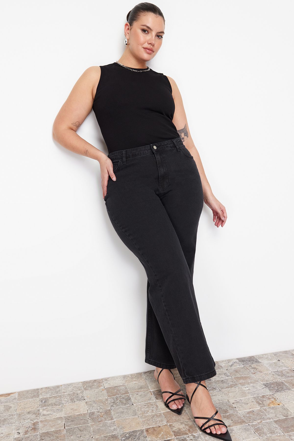 Trendyol Curve-Anthrazitfarbener Regenanzug mit weitem Bein, große Jeans mit weitem Bein TBBSS22JE0211 3
