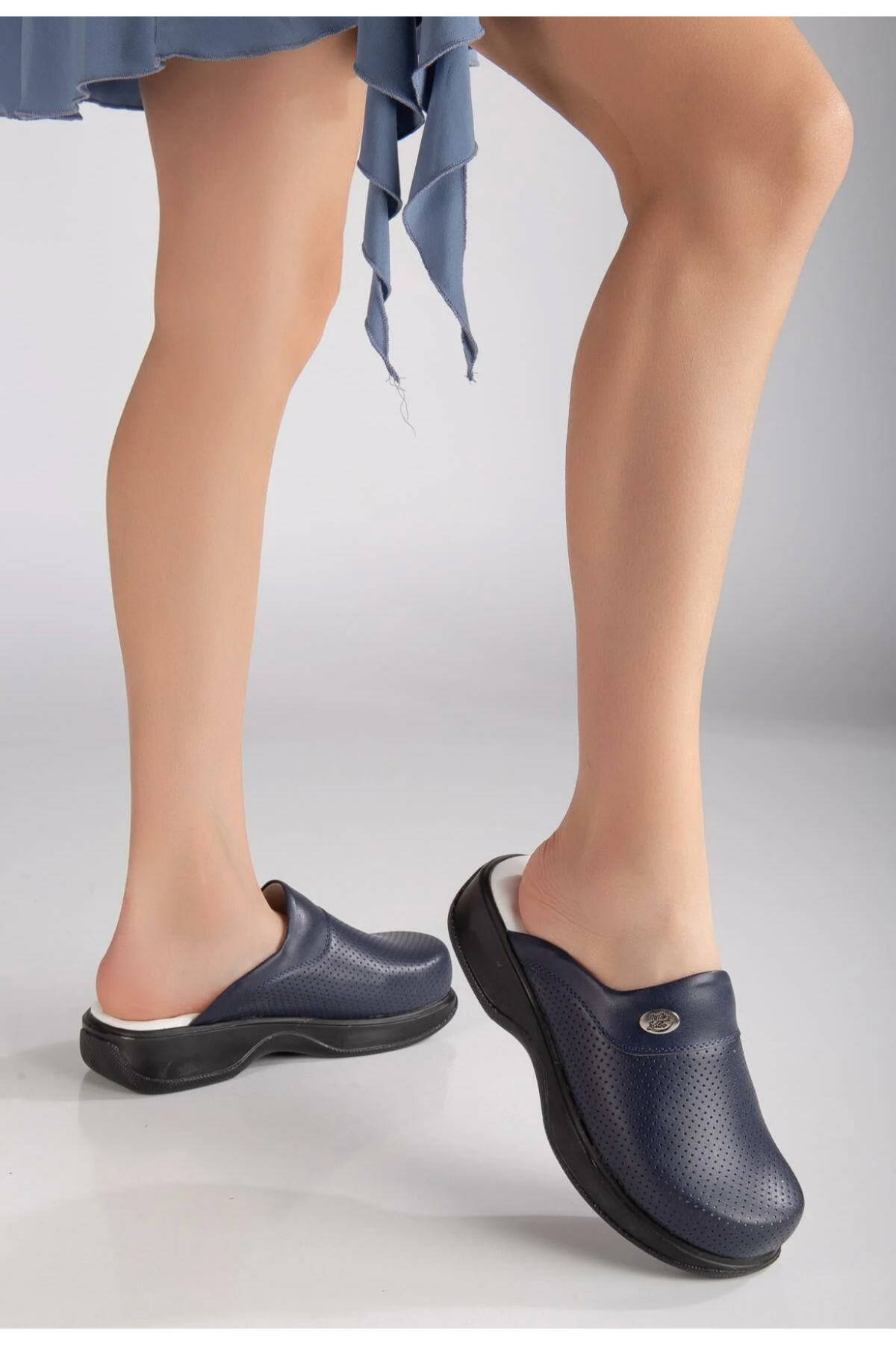  دمپایی کلاسیک ارتوپدی، پزشک، پرستار، آشپز، سرمه‌ای