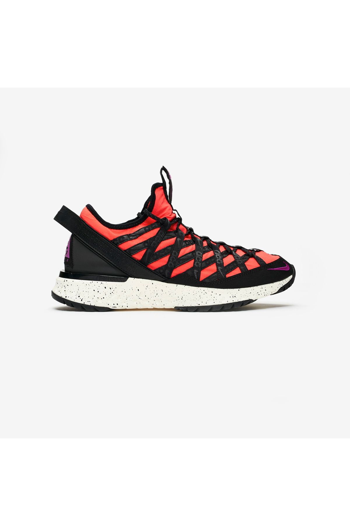 Nike terra react store