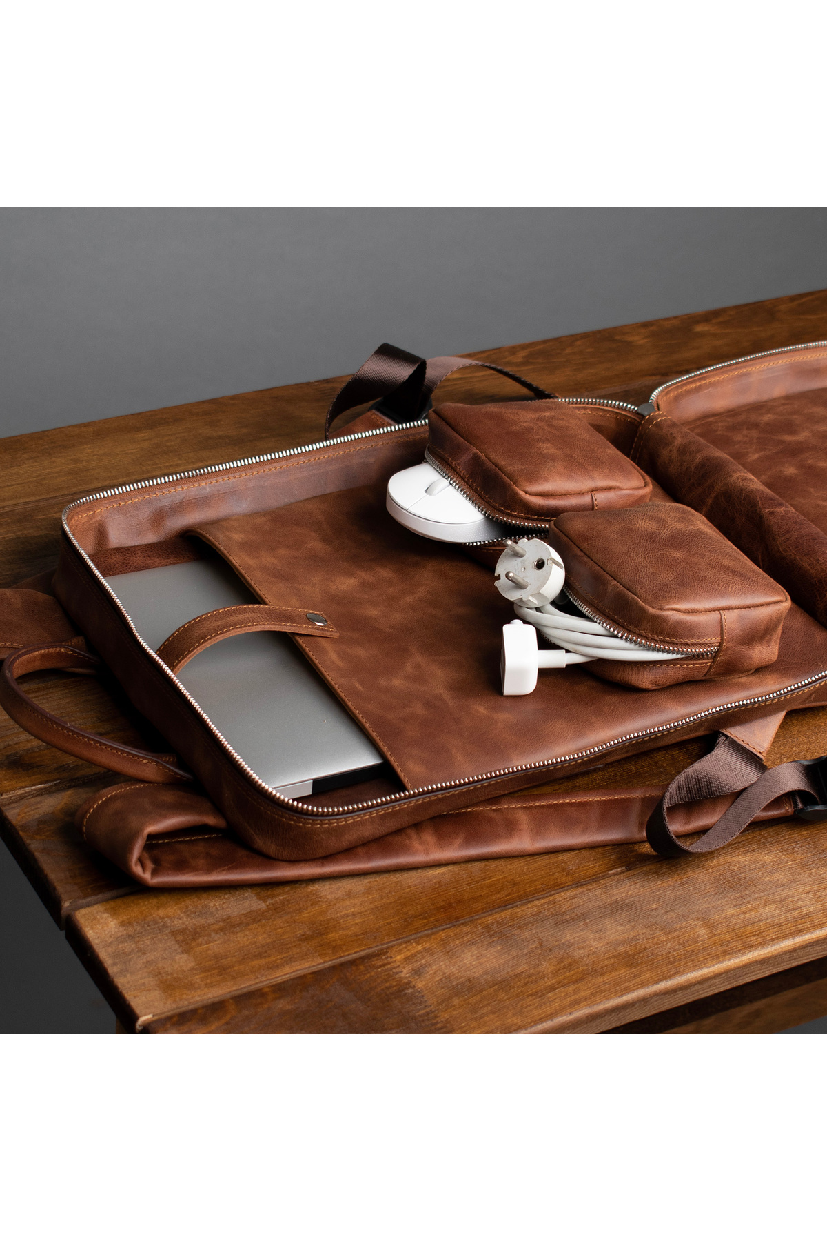 کوله پشتی زنانه قهوه ای MOFT | proform اورجینال - تصویر 5