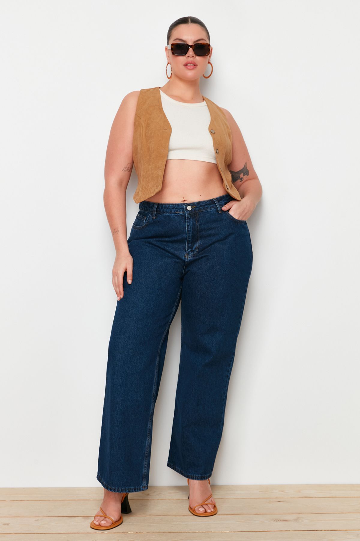 Trendyol Curve Jeansy Indigo Z Wysokim Stanem I Szerokimi Nogawkami Kobieta - 52