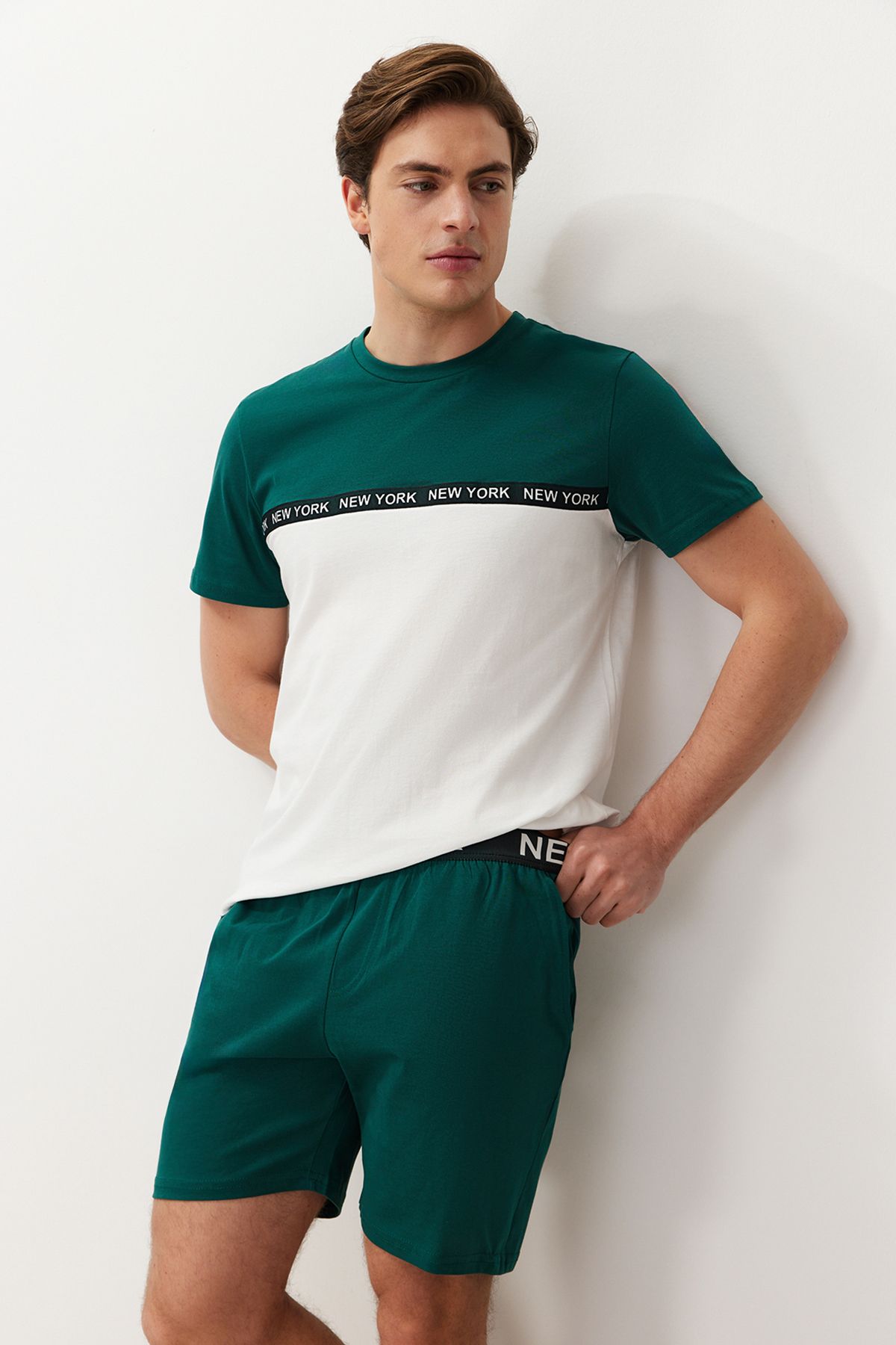 Trendyol Collection-Green Ecru Color Blocked Elastic Waist Regular Fit Knitted Shorts Pajamas Set TMNSS24PT00005 3