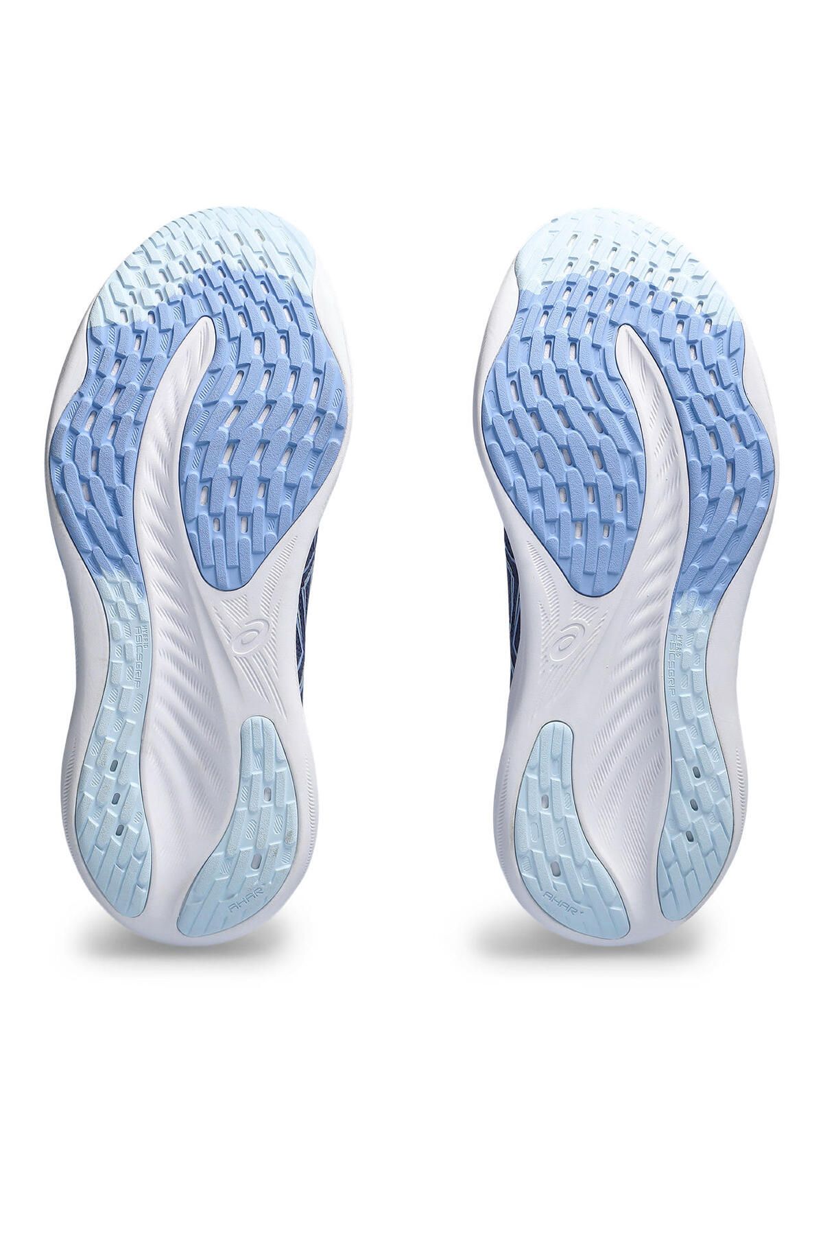 Asics کفش کتانی دویدن ورزشی زنانه مدل Gel Nimbus 26