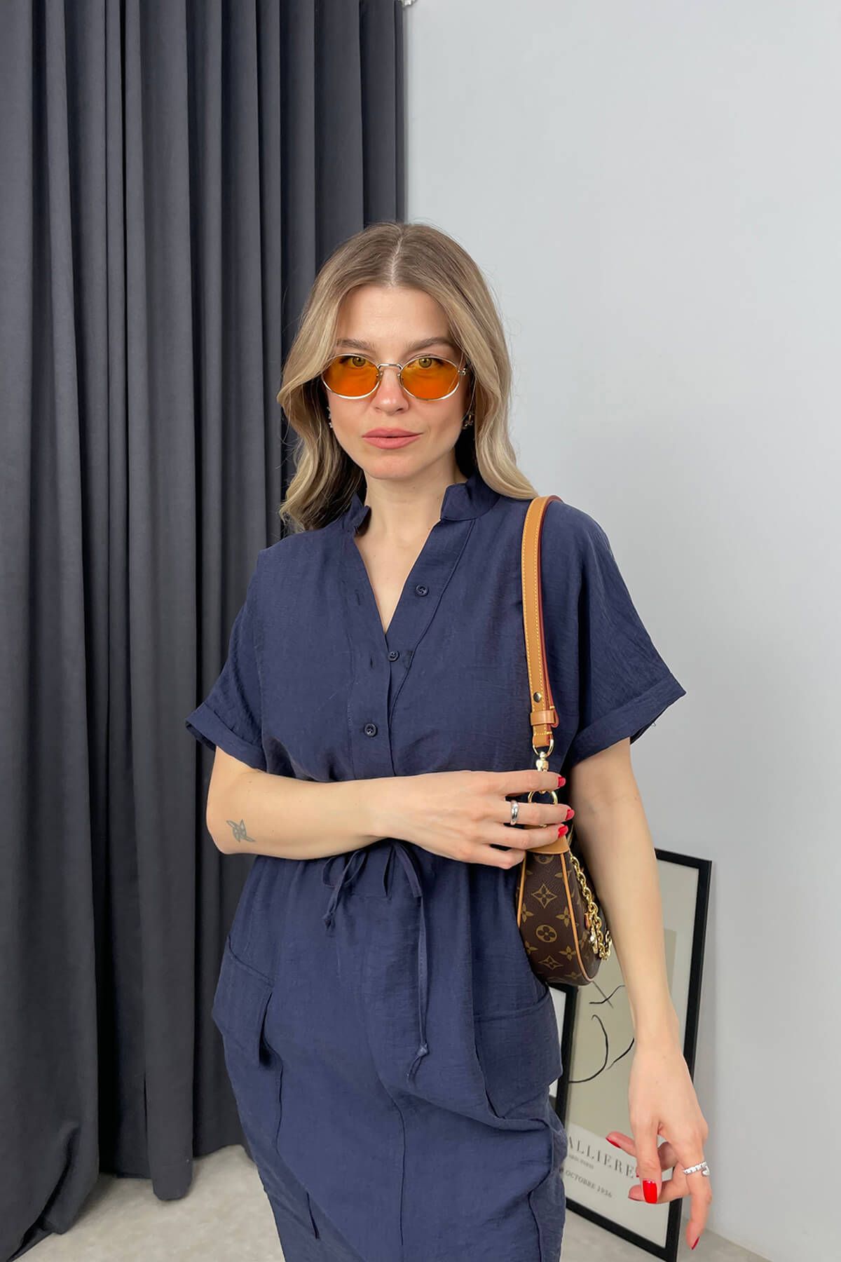 Sue Store-Rochie cămașă cu fante albastru bleumarin cu guler judecător în talie 5