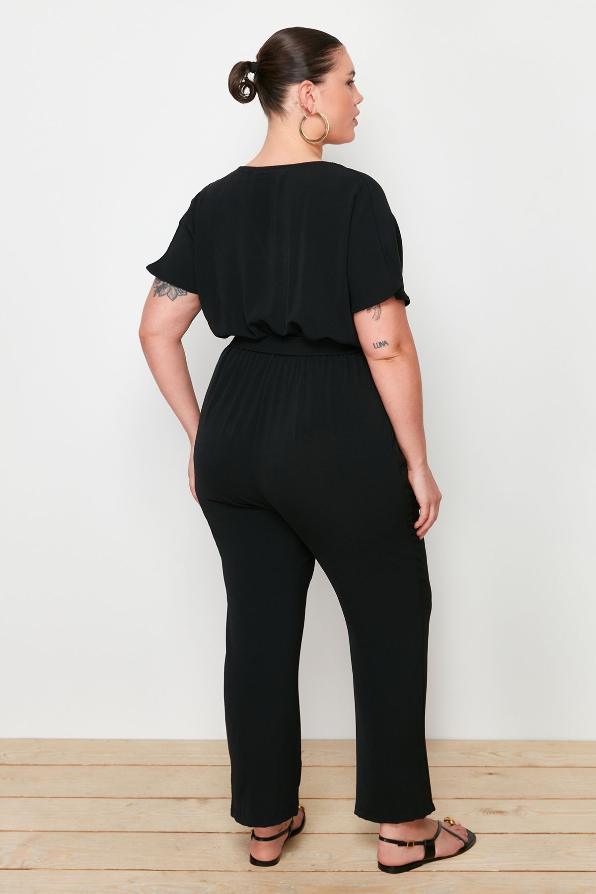 Trendyol Curve-Black Belted Jumpsuit TBBSS22TU0160 6