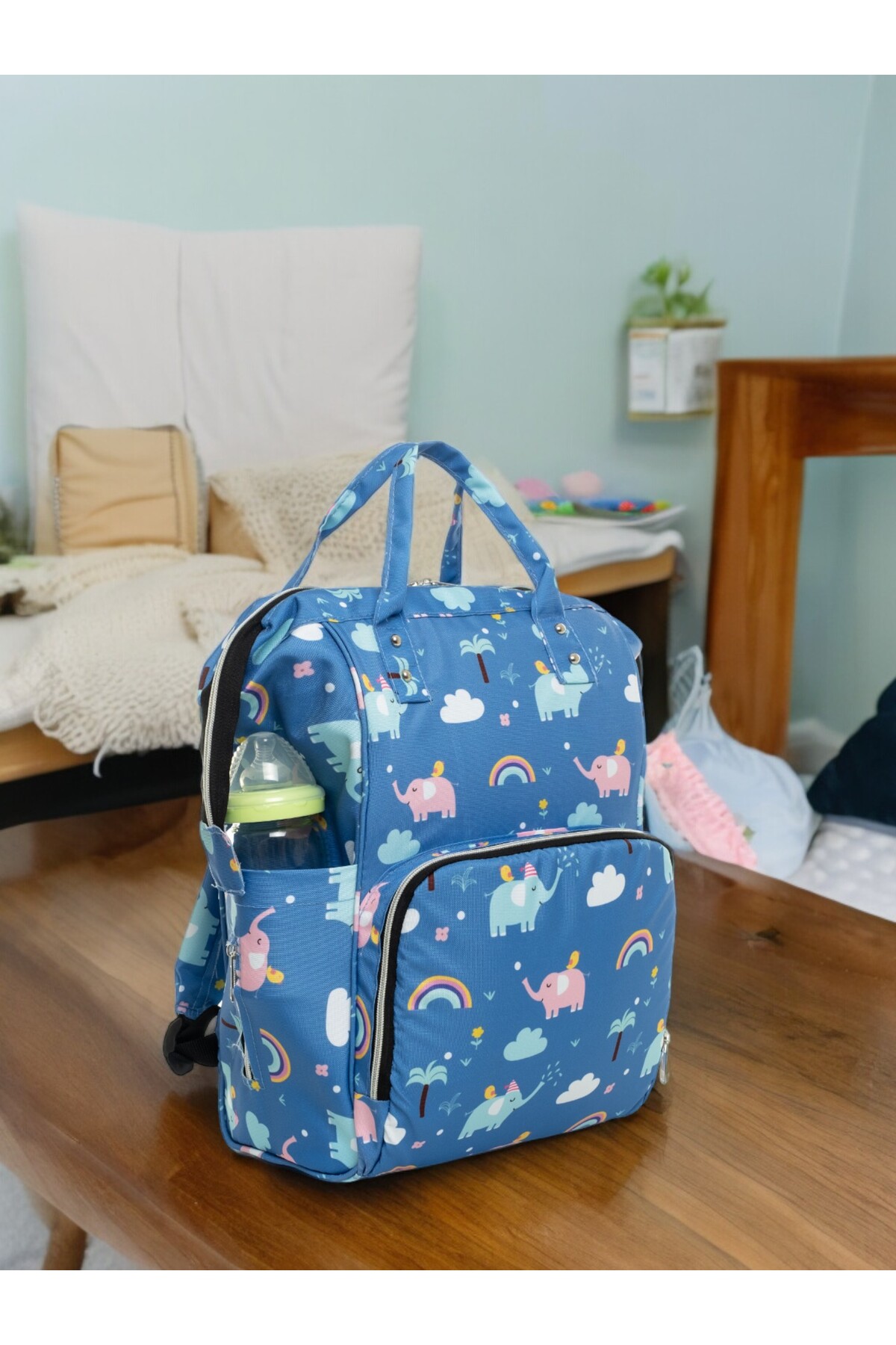 Bombinoo 6’lı Bebek Doğum Seti(HASTANE ÇIKIŞ,ANNE&BEBEK BAKIM OMUZ VE SIRT ÇANTASI,BATTANİYE,ÇORAP VE MENDİL) fotoğrafı 3 (önizleme)