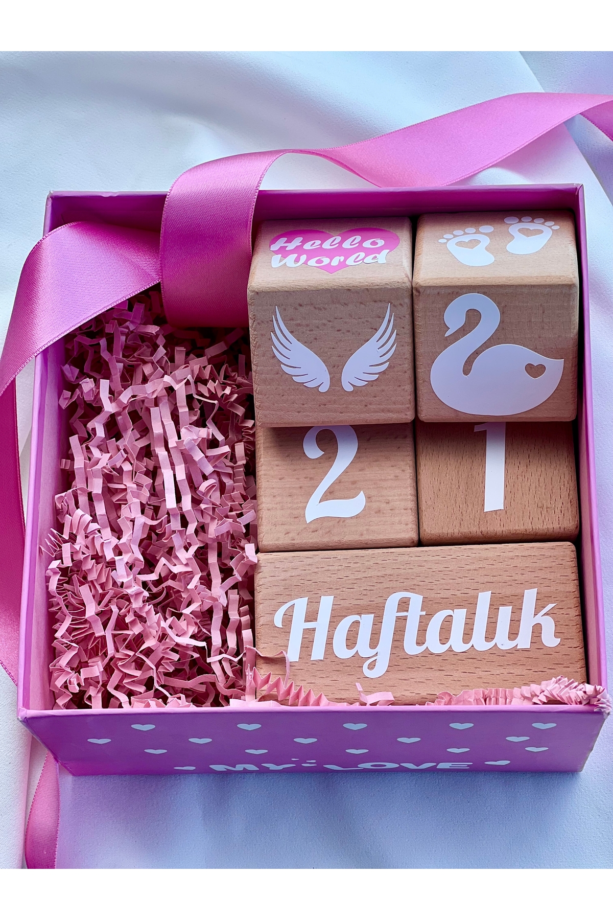 PEMBE BEBEK ANI KÜPÜ  AHŞAP DEKOR  FOTOĞRAF ÇEKİMİ
