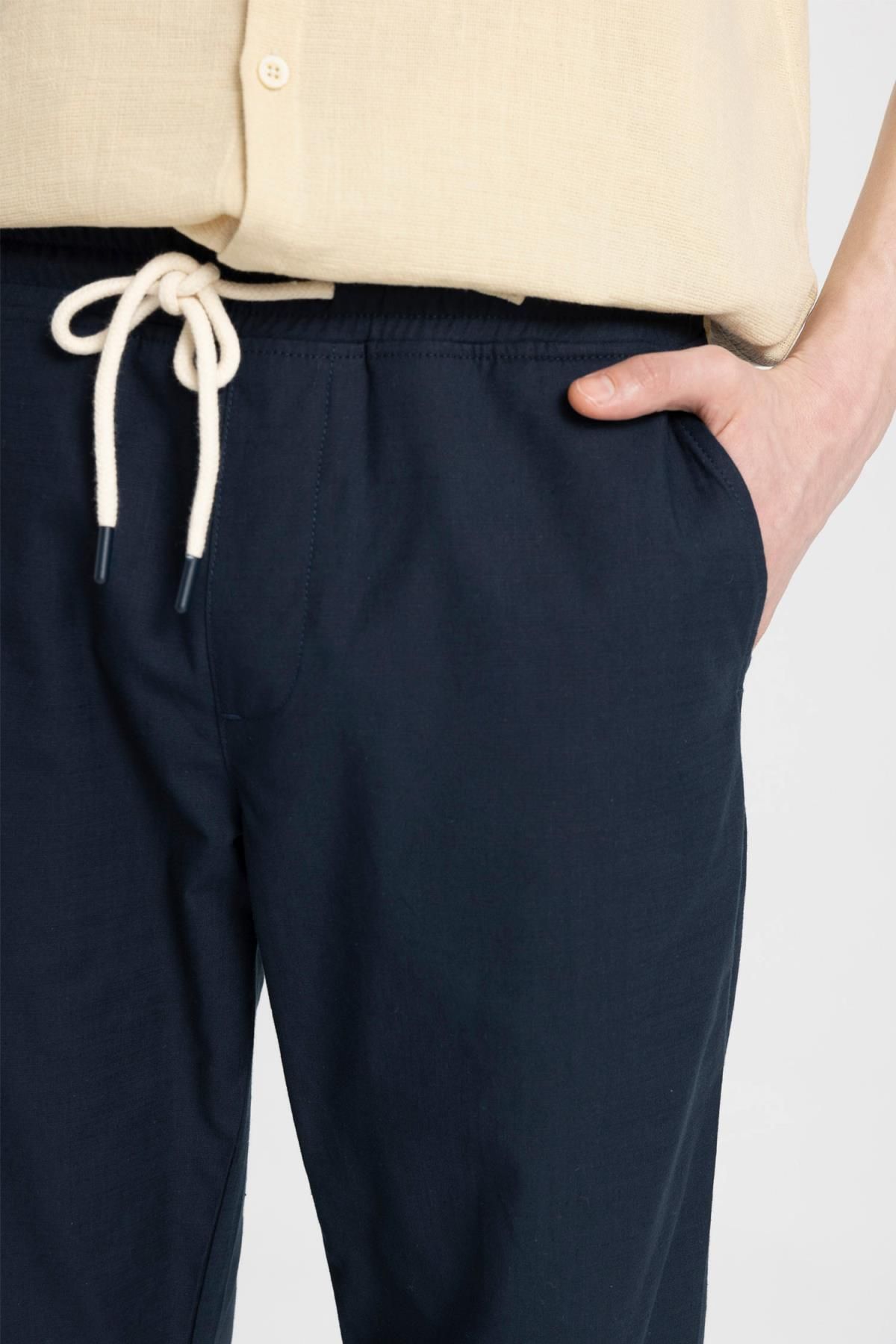 DeFacto-Cotton Tight Leg Jogger Pants - Lace-Up Waist and Elastic Pocket Z6475Az24Sp 4