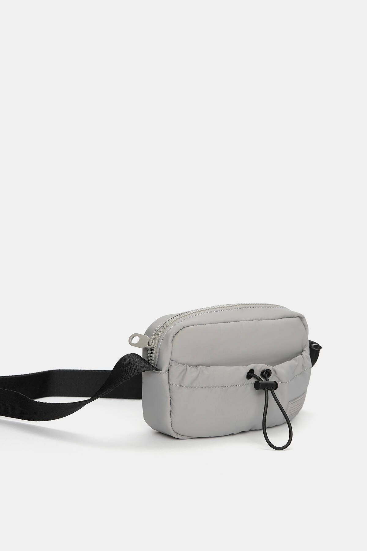 Нейлоновая сумка Pull & Bear Crossbody 15032340