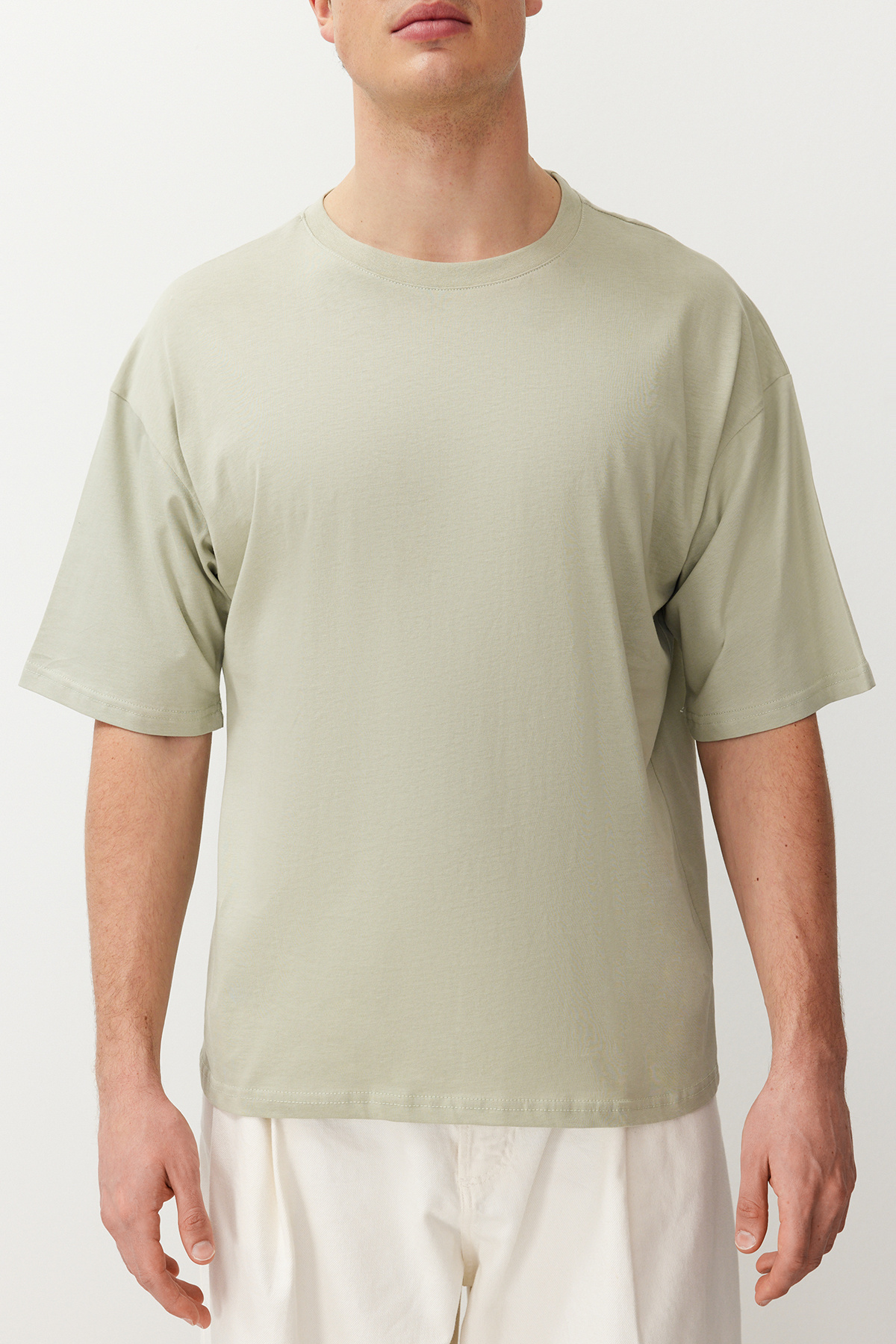 Trendyol Collection-Mintfarbenes, übergroßes Baumwoll-T-Shirt mit Blumendruck – TMNSS21TS1223 5