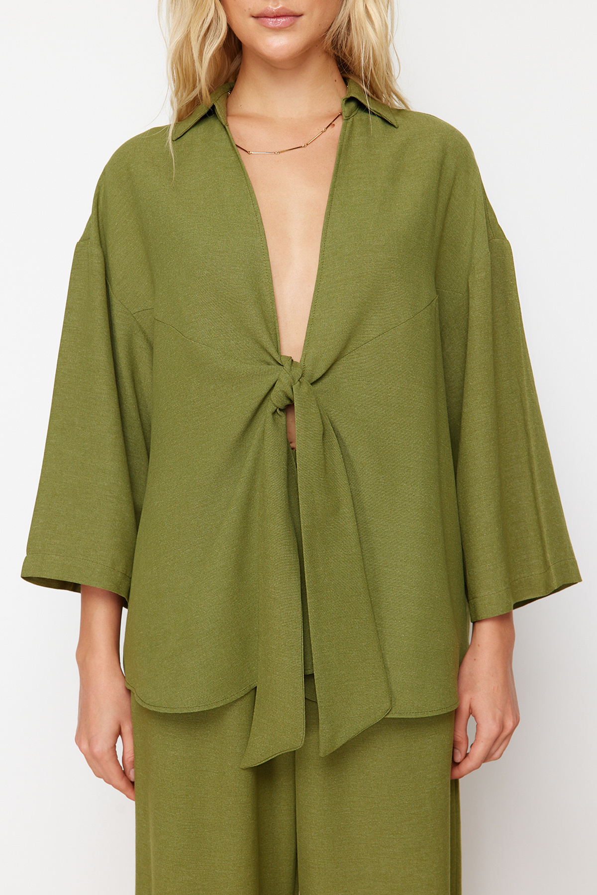 Trendyol Collection-Vászonkeverék khaki ing és nadrág strandkészlet - TBESS24AU00031 4