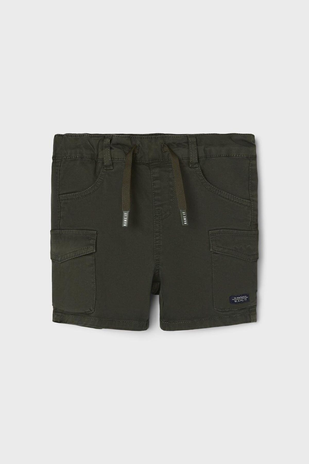 name ıt-Shorts und Bermuda-Grün – Originalität 3