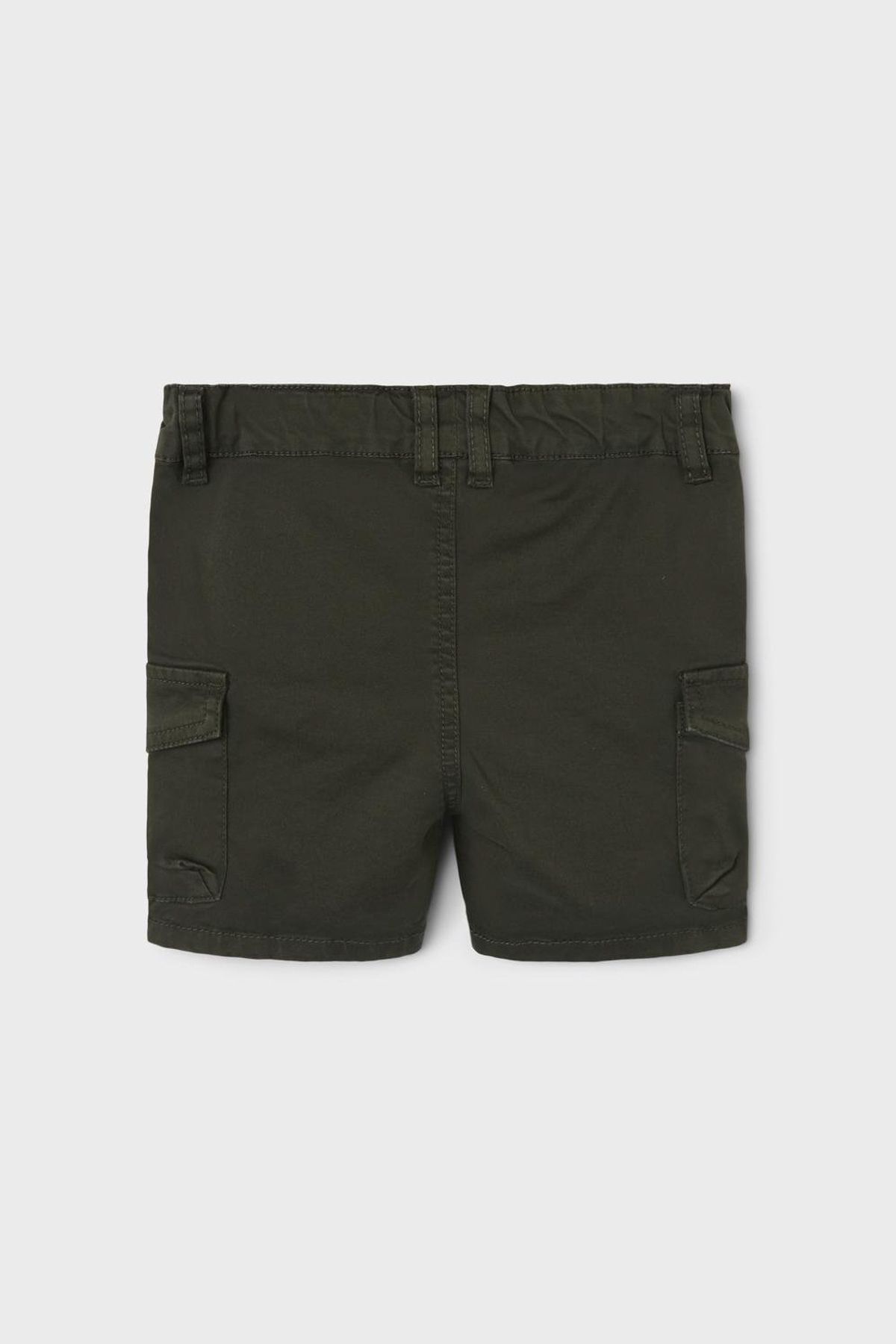 name ıt-Shorts und Bermuda-Grün – Originalität 1
