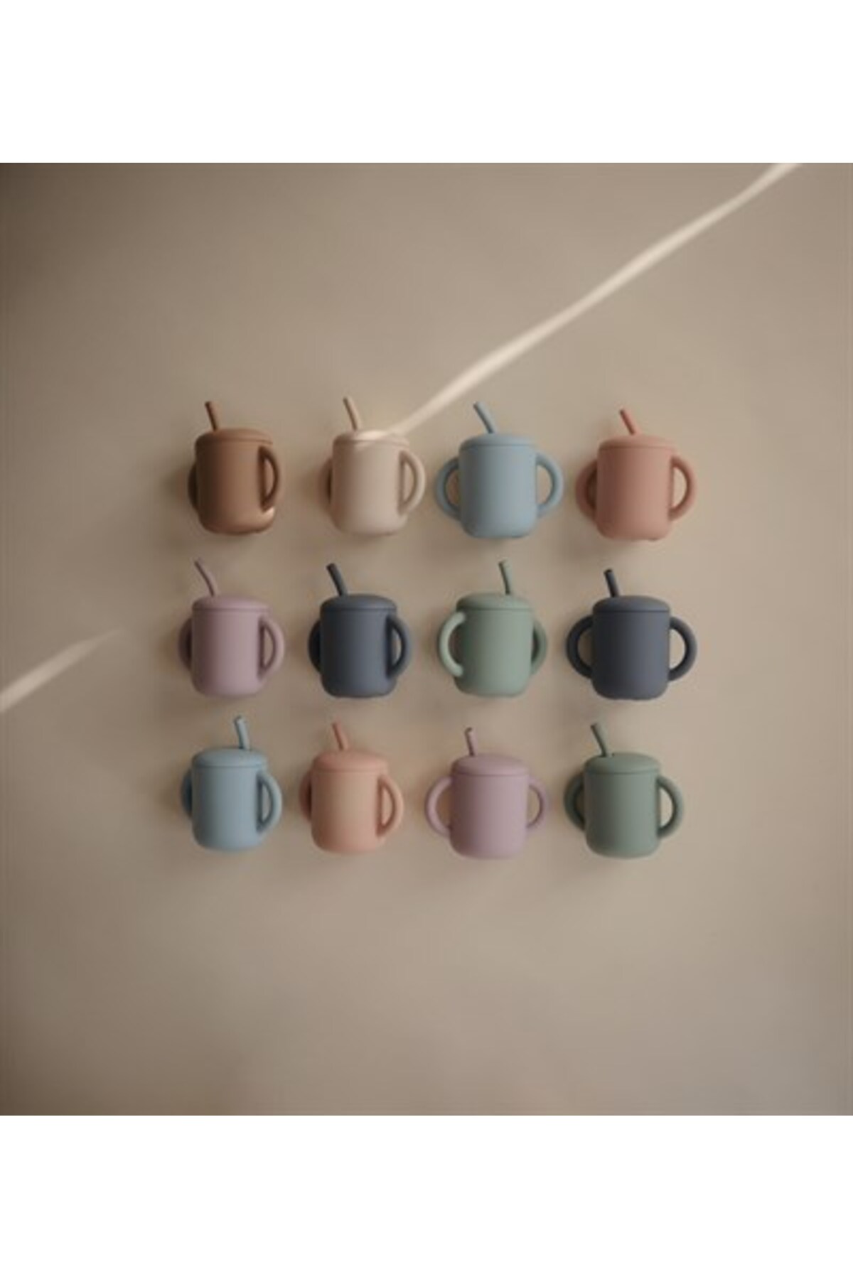 Mushie Pipetli Silikon Alıştırma Bardağı - Cambridge Blue fotoğrafı 2 (önizleme)