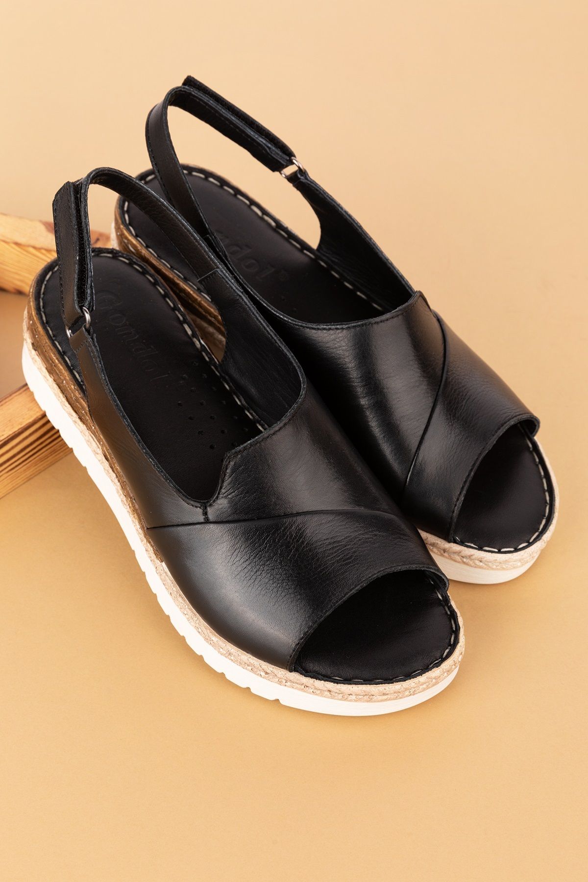 صندل سیاه زنانه Sandale Sole چرمی IMK.1607 اورجینال Gondol