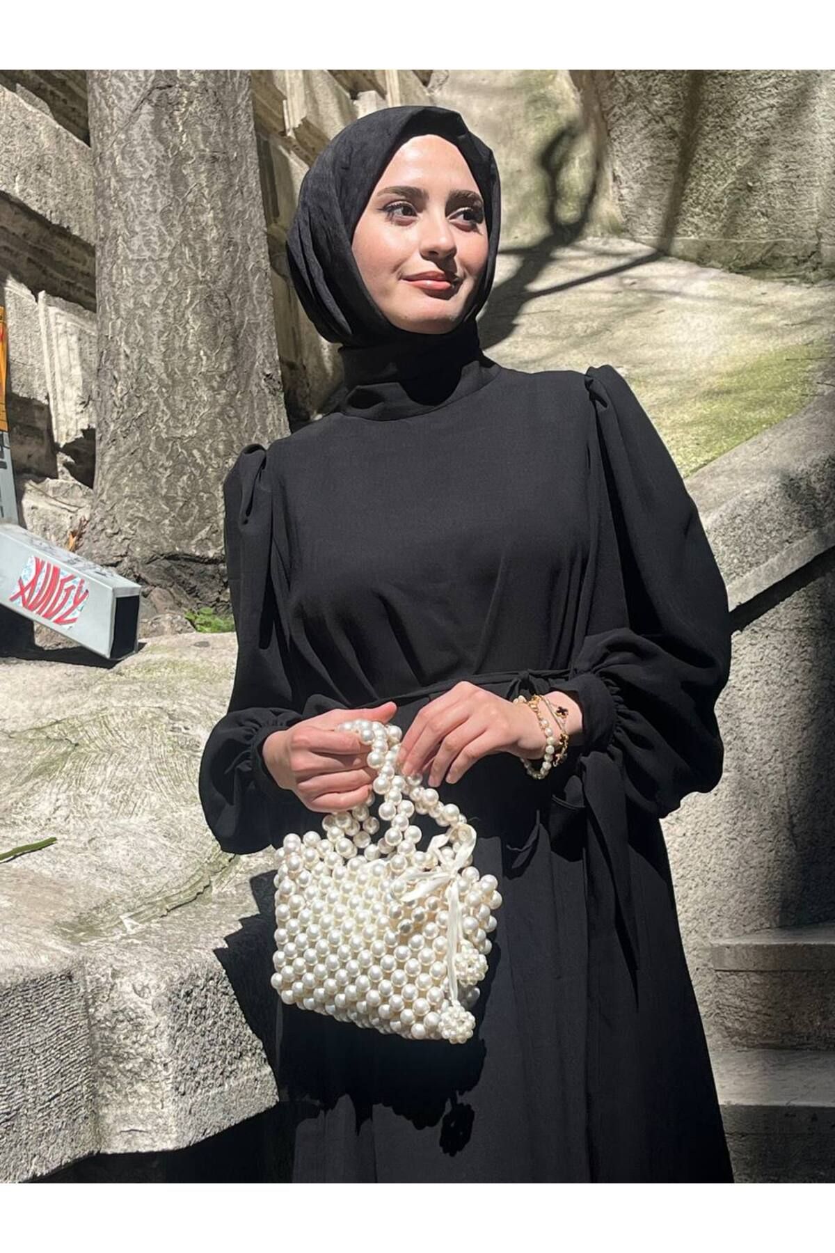 UZUN MANŞETLİ ELBİSE