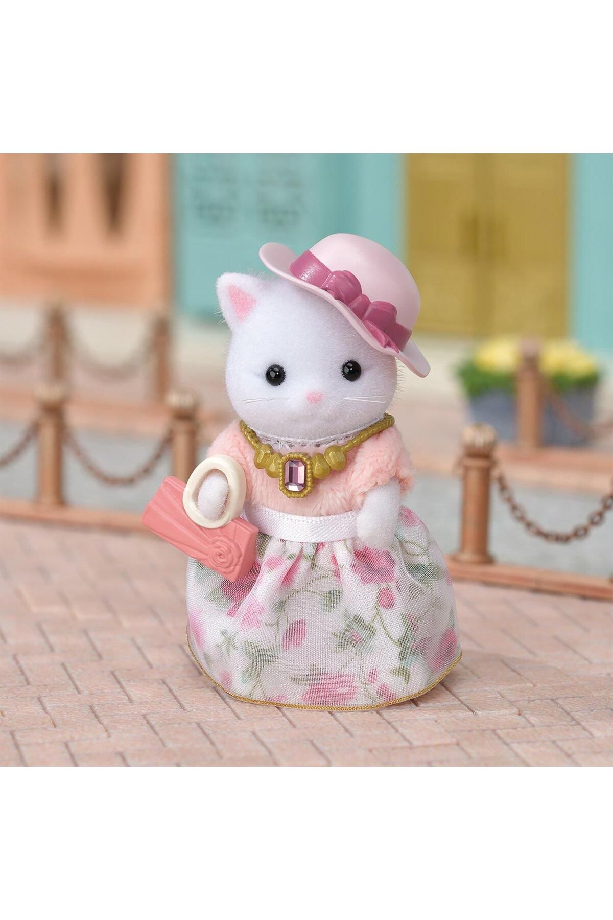 Sylvanian Families 5461 Sylvanian Families Fashion Set Persian Cat 3 years Trendyol