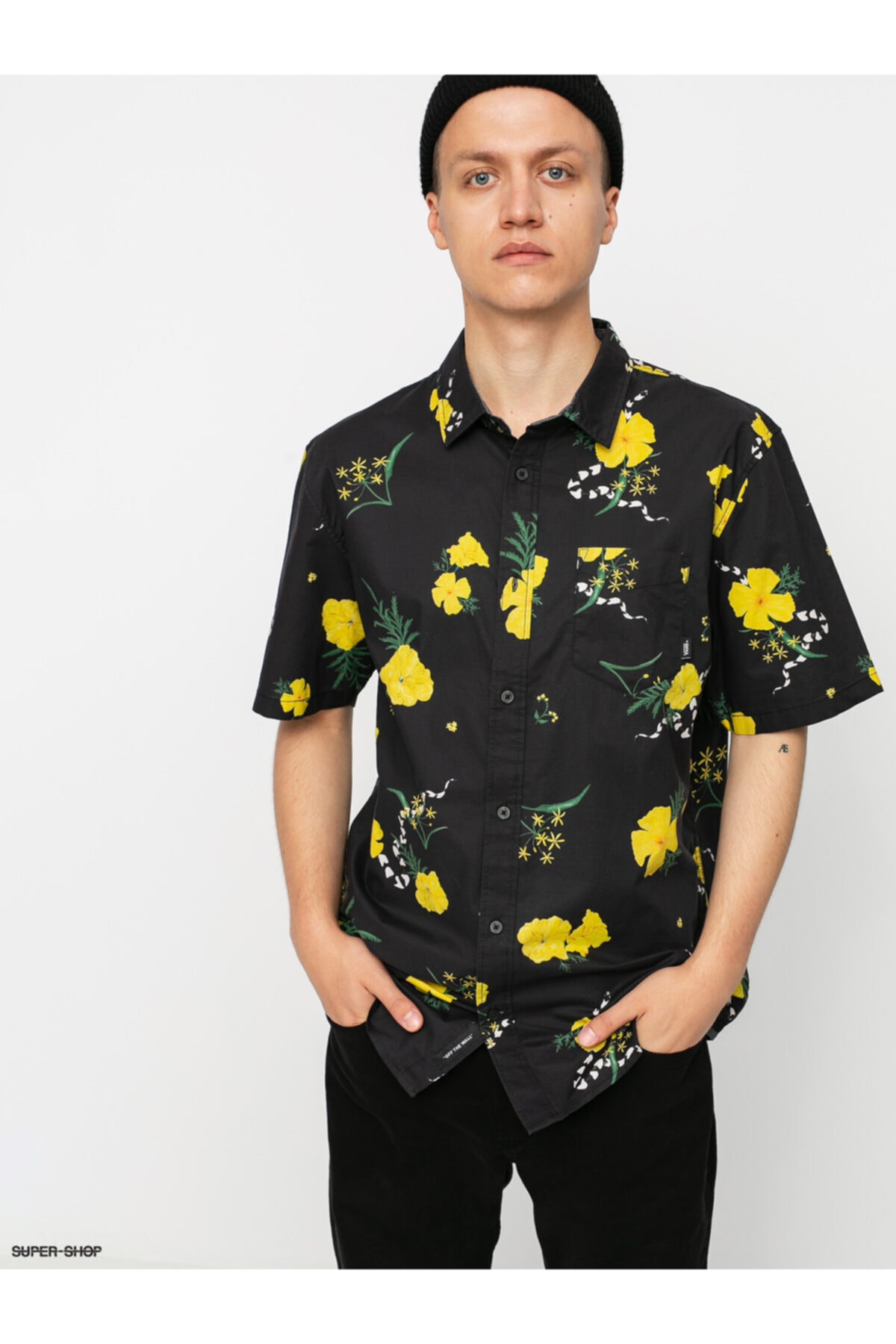 پیراهن مشکی یقه پیراهنی مدل طرحدار جیب دار جلو دکمه دار آستین کوتاه مردانه ونس Vans (برند آمریکا)