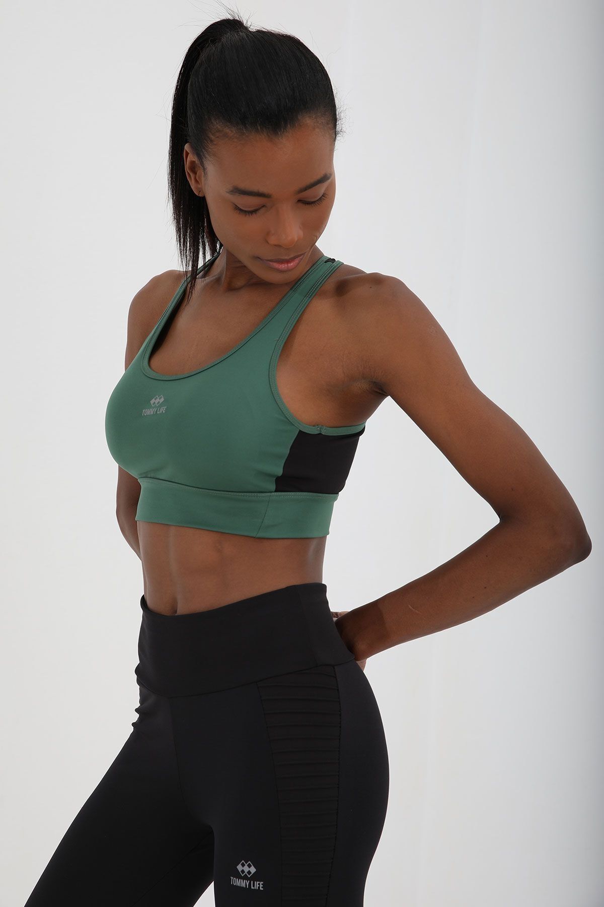 Nike Nike – pro training – e leggings mit überkreuztem design in