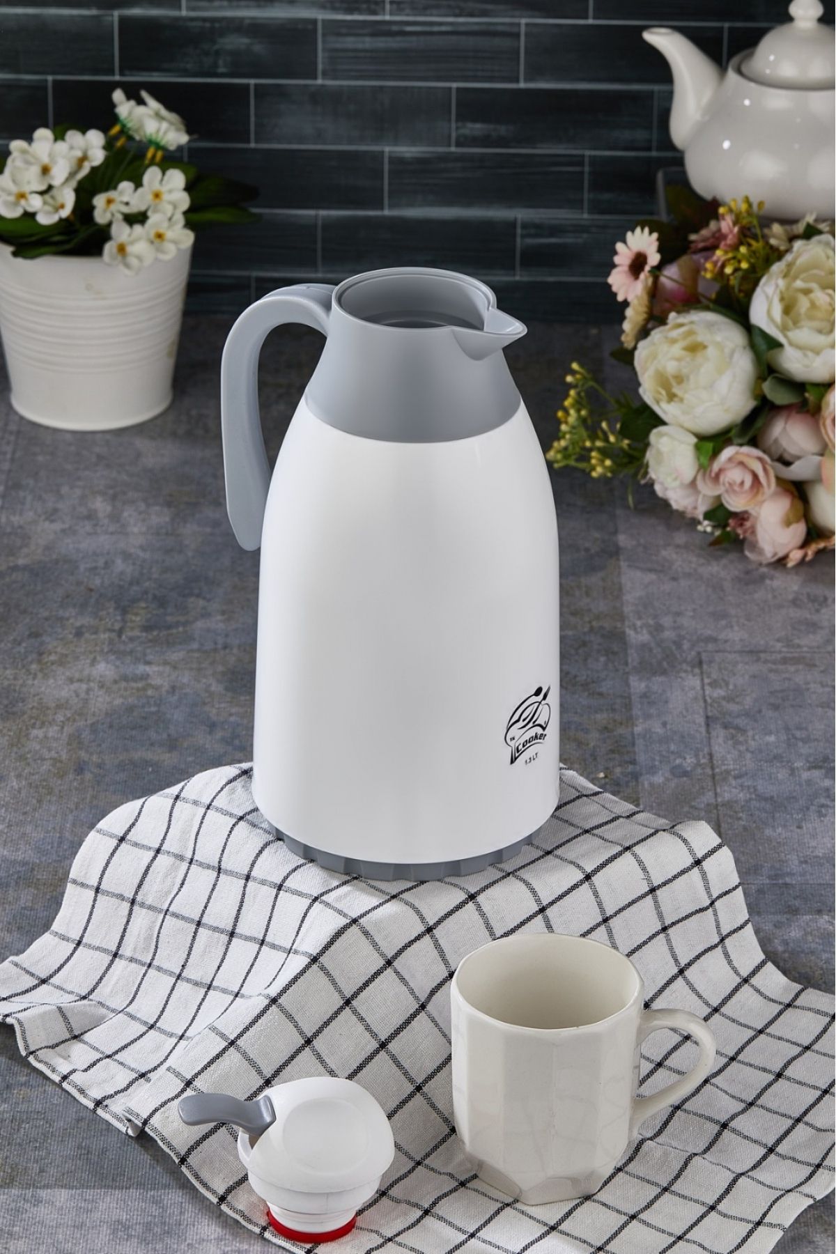 فلاسک صورتی فروشگاه 1.3 Lt Glass Thermos سفید GRI Cooker