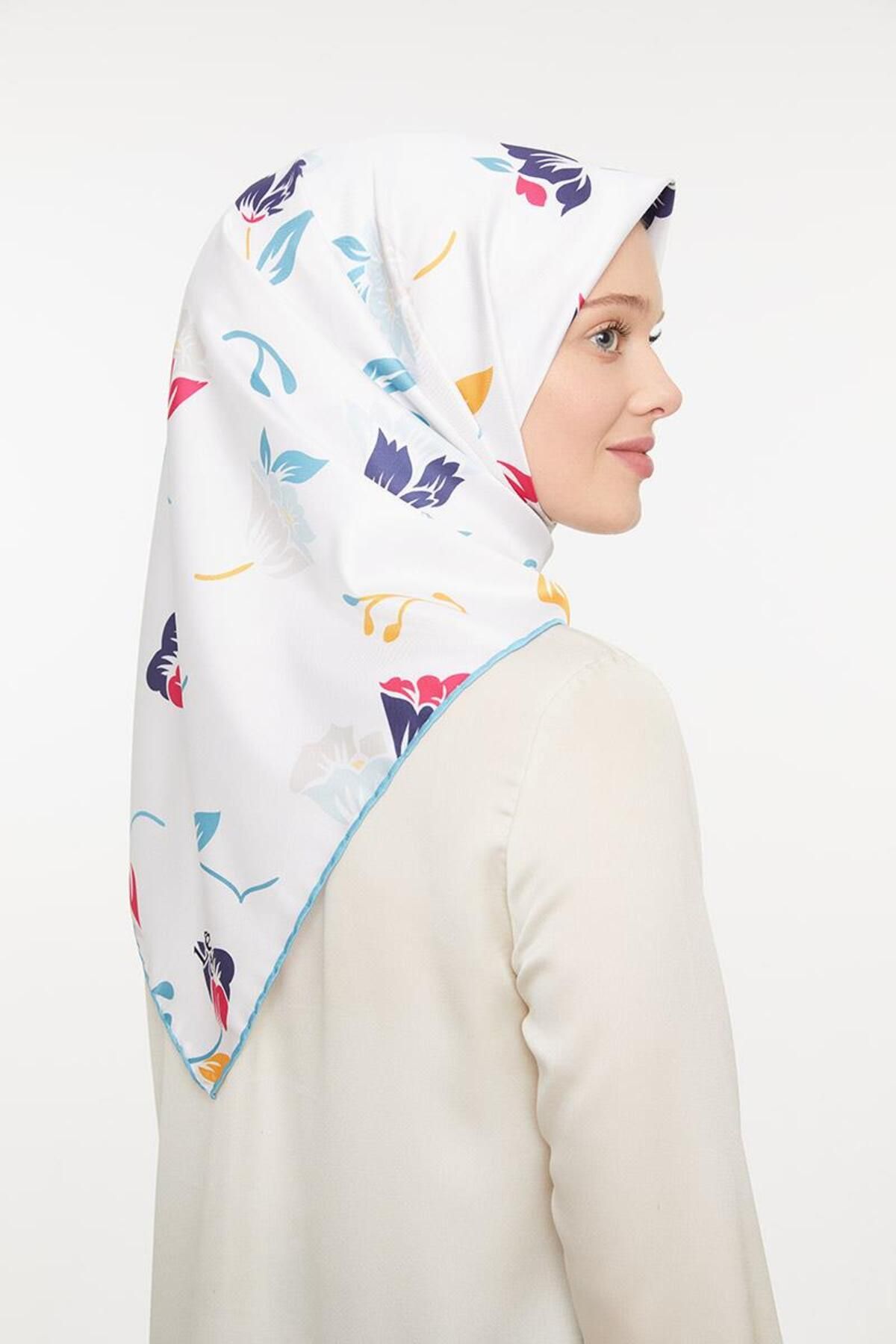 روسری روند ECRU اورجینال Levidor