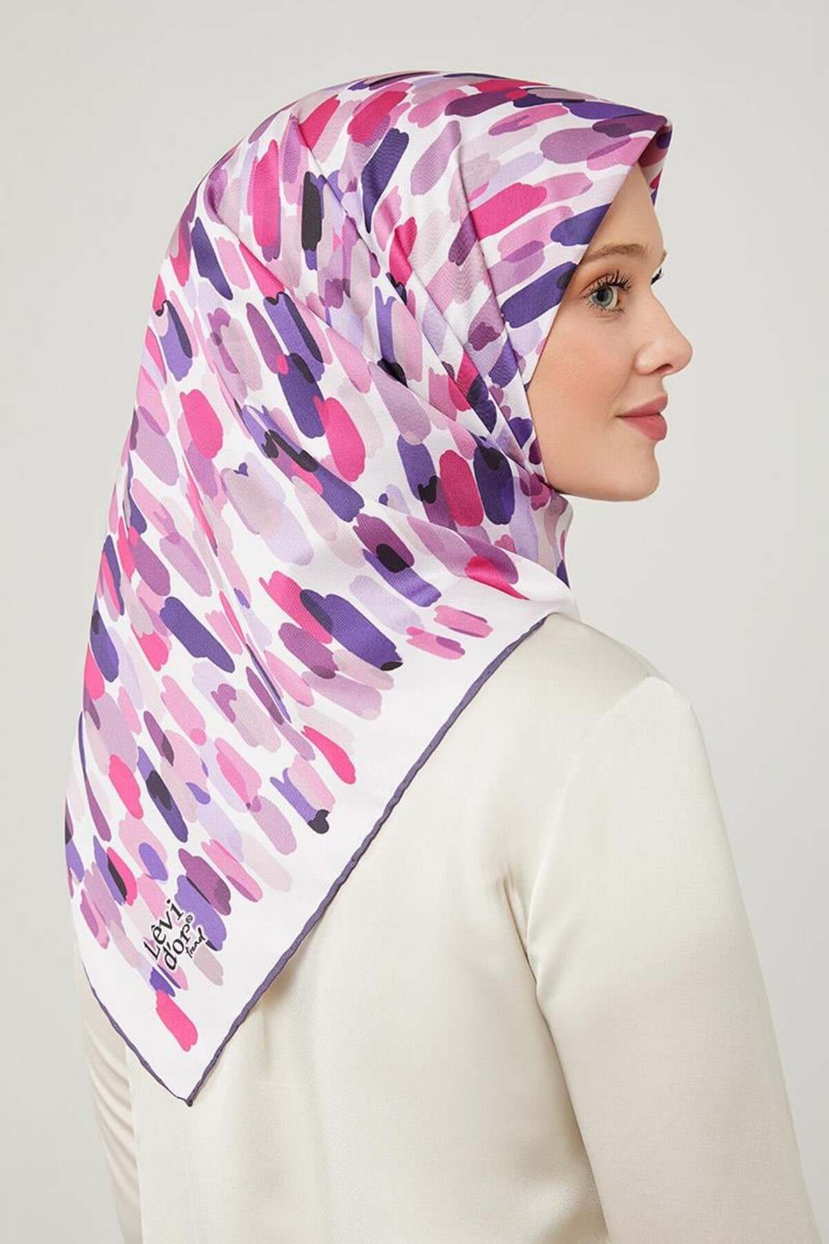 روسری صورتی Twil Trend الگوی قلم مو Fuchsia Levidor