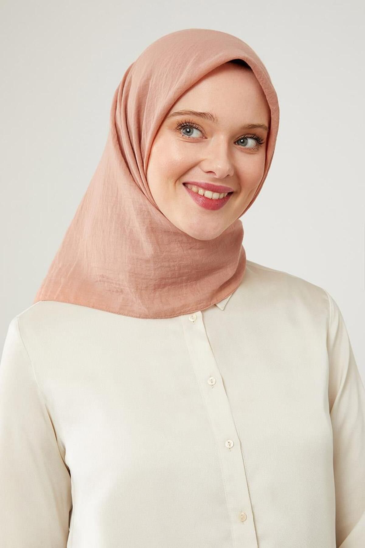 روسری نارنجی پنبه لوکس هلو مسطح Levidor