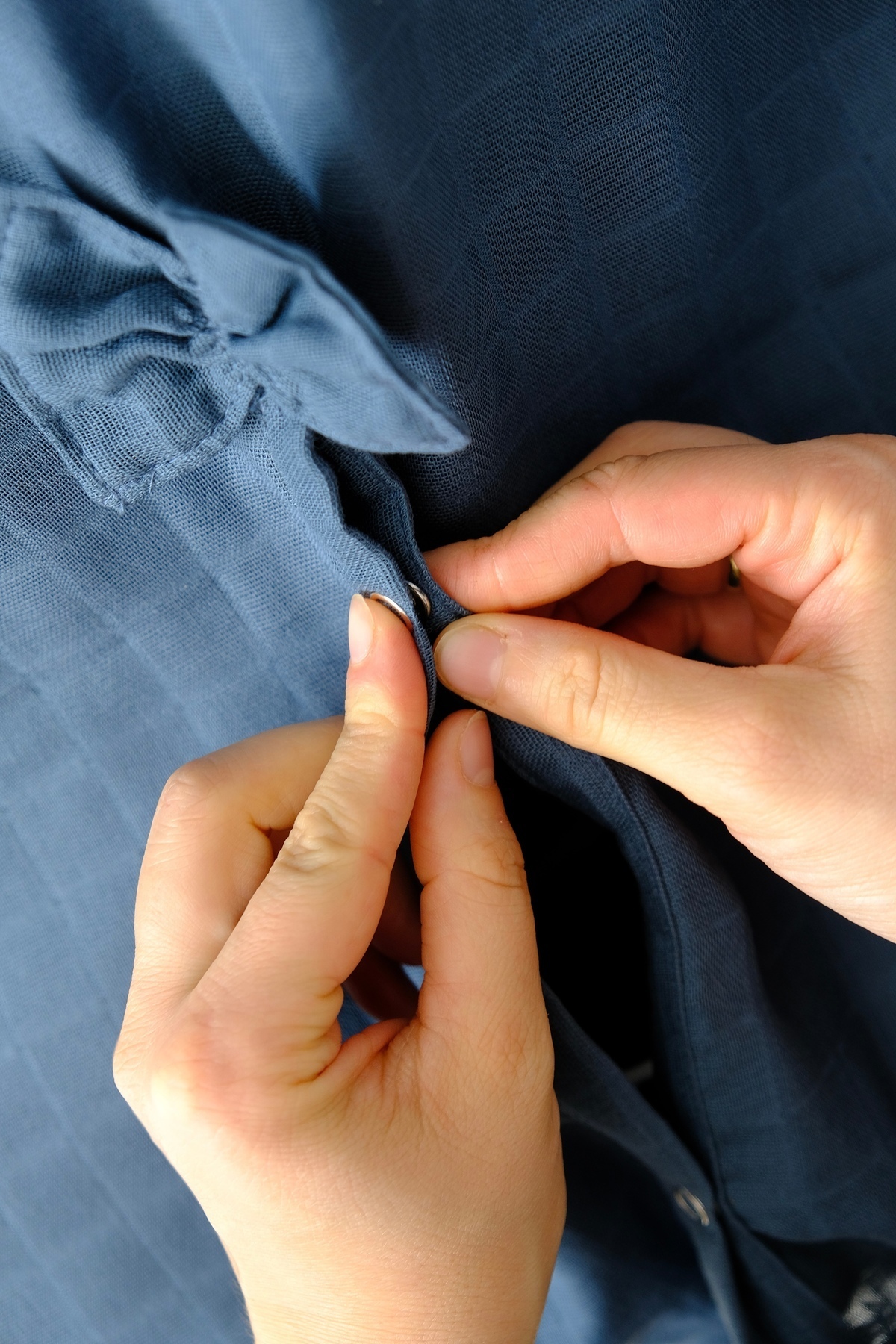 runbaby Run Baby Müslin Kumaş çıt Çıtlı Puset Örtüsü (PETROL MAVİ) 75x100cm fotoğrafı 4 (önizleme)