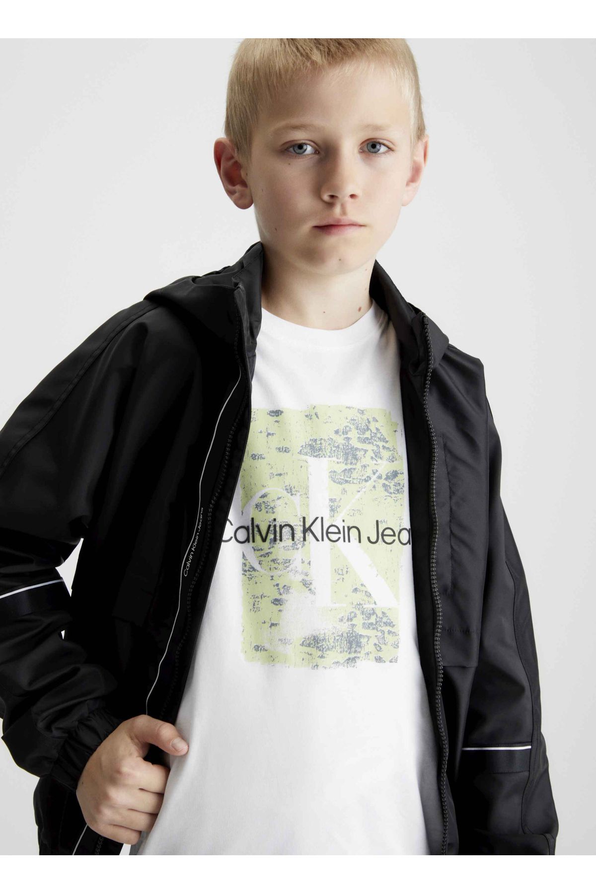 تی شرت سفید مردانه طرح دار پوست دوم SS Calvin Klein