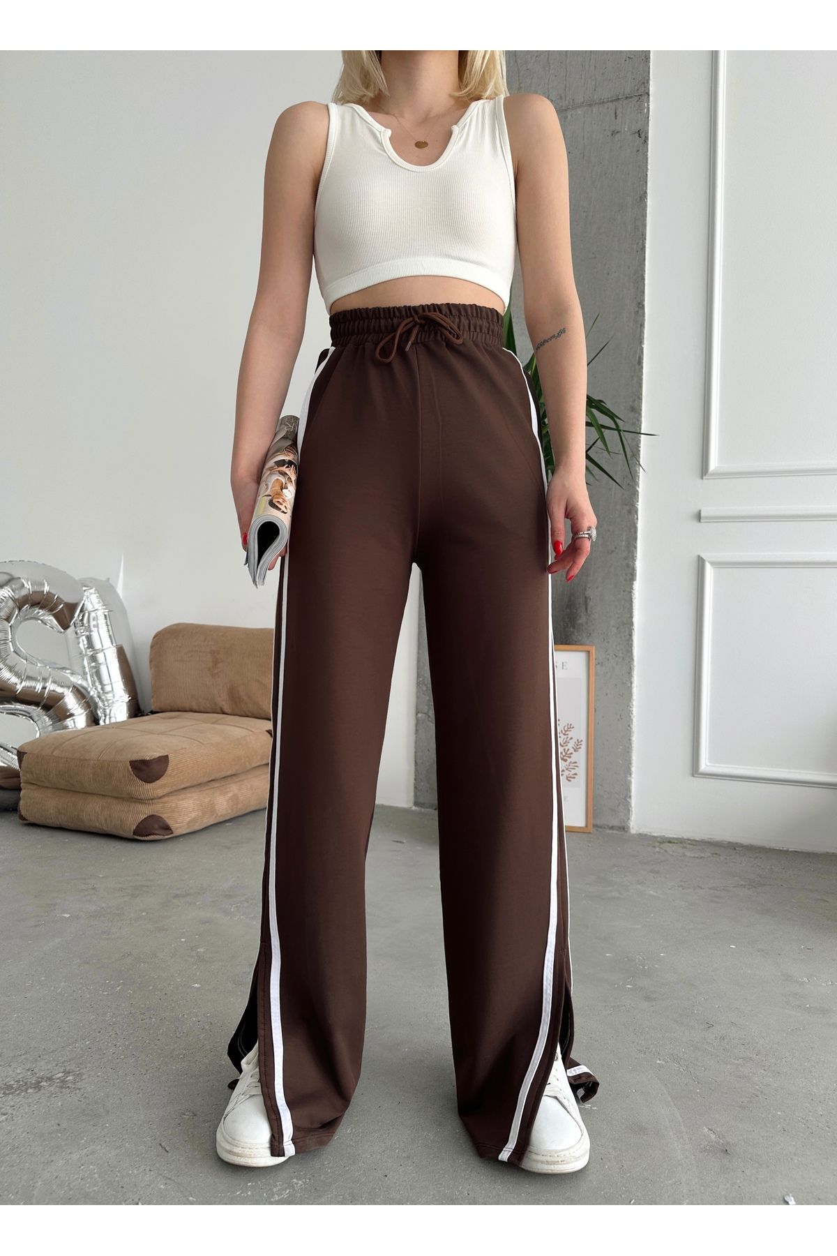 schlank Women s Brown Striped Slit High Waist Wide Leg Sweatpants Trendyol