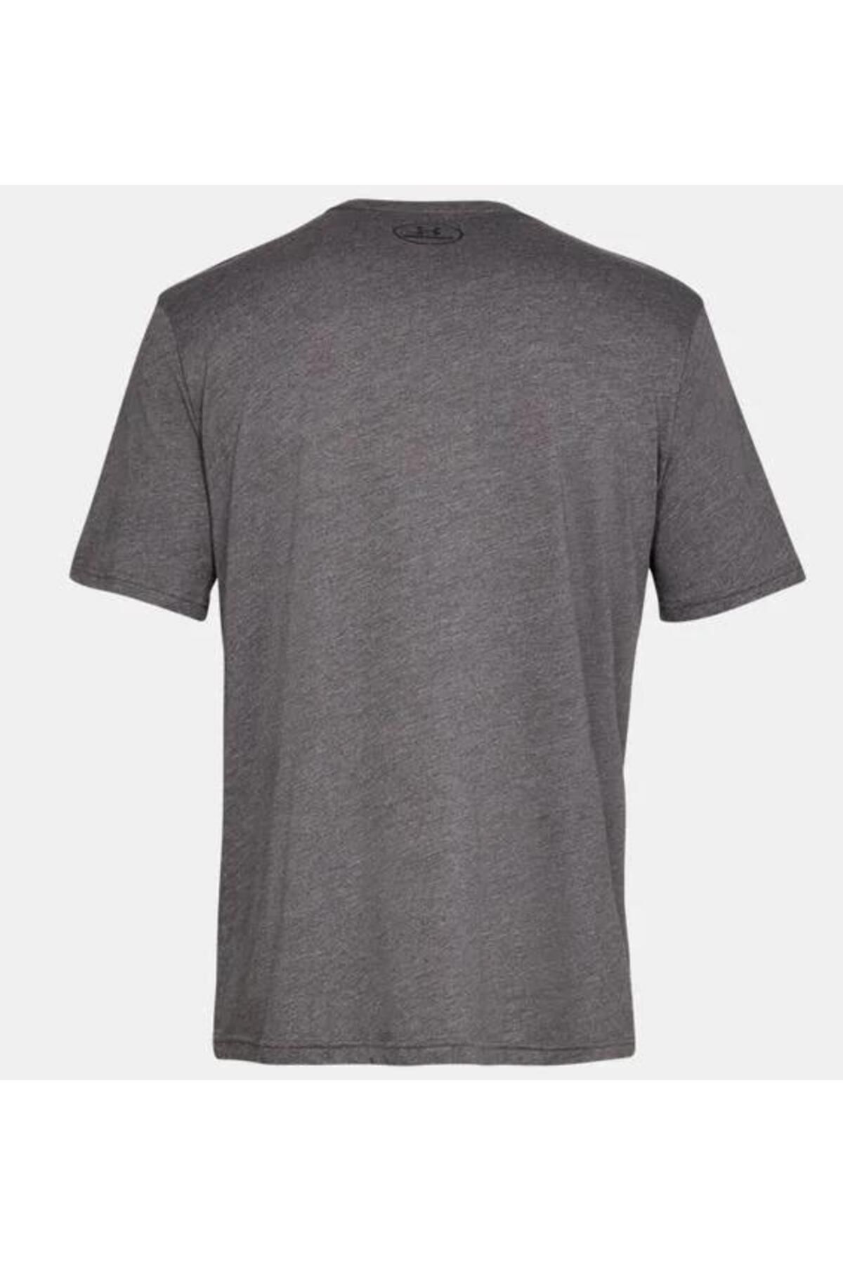 تی شرت ورزشی خاکستری مردانه آستین کوتاه قفسه سینه در سمت چپ UA 1326799 019 Under Armour