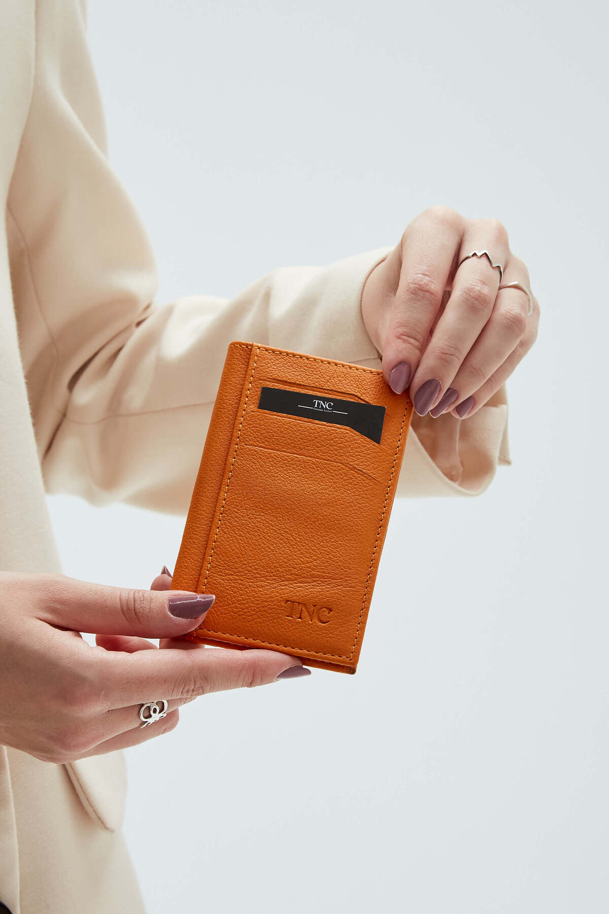 جا کارتی چرم طبیعی مردانه طرح سمور Tamer Tanca