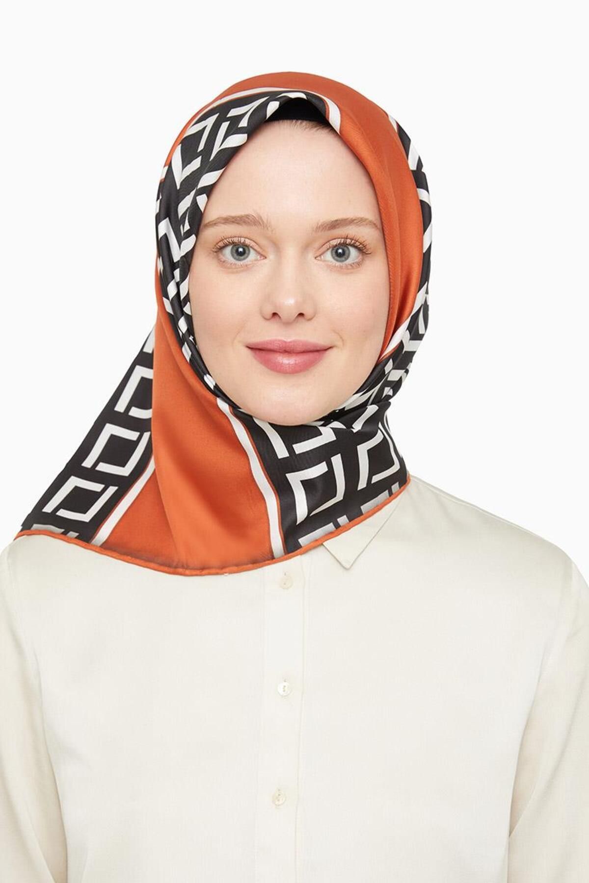 روسری چند رنگ Twill Trend اورجینال Levidor