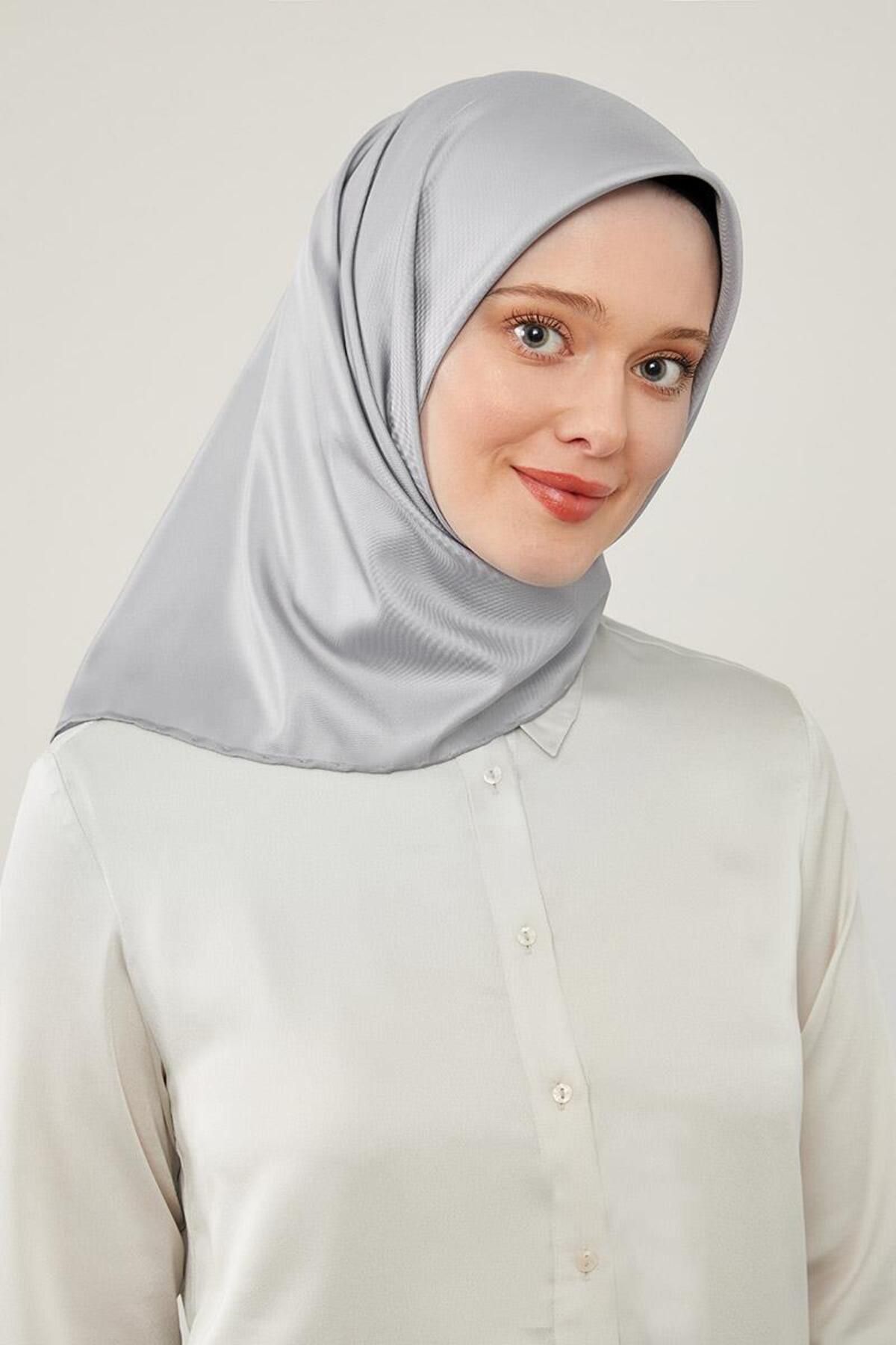 روسری خاکستری Twill Flat اورجینال Levidor