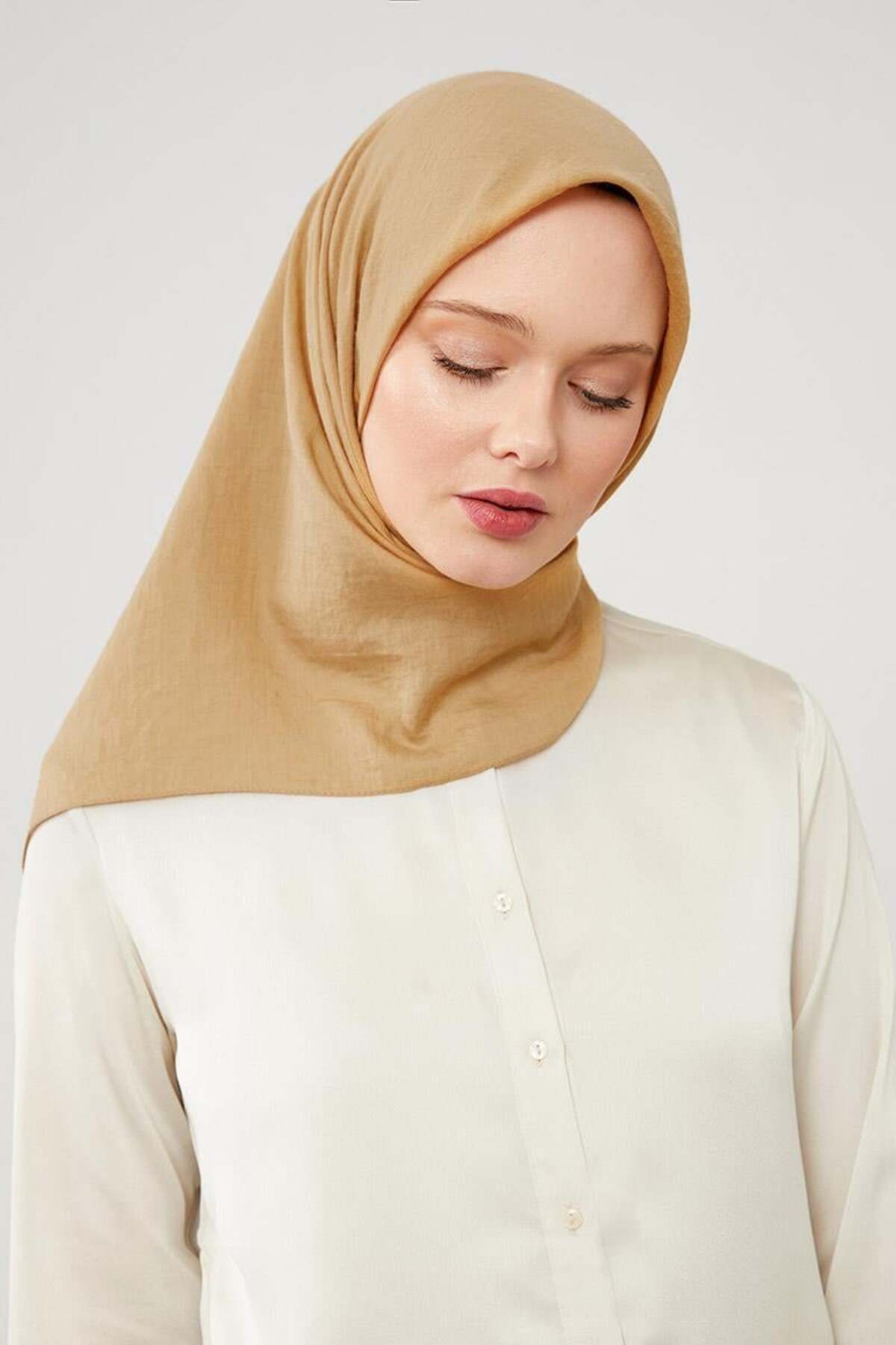 روسری چند رنگ قهوه شیر مسطح پنبه لوکس Levidor