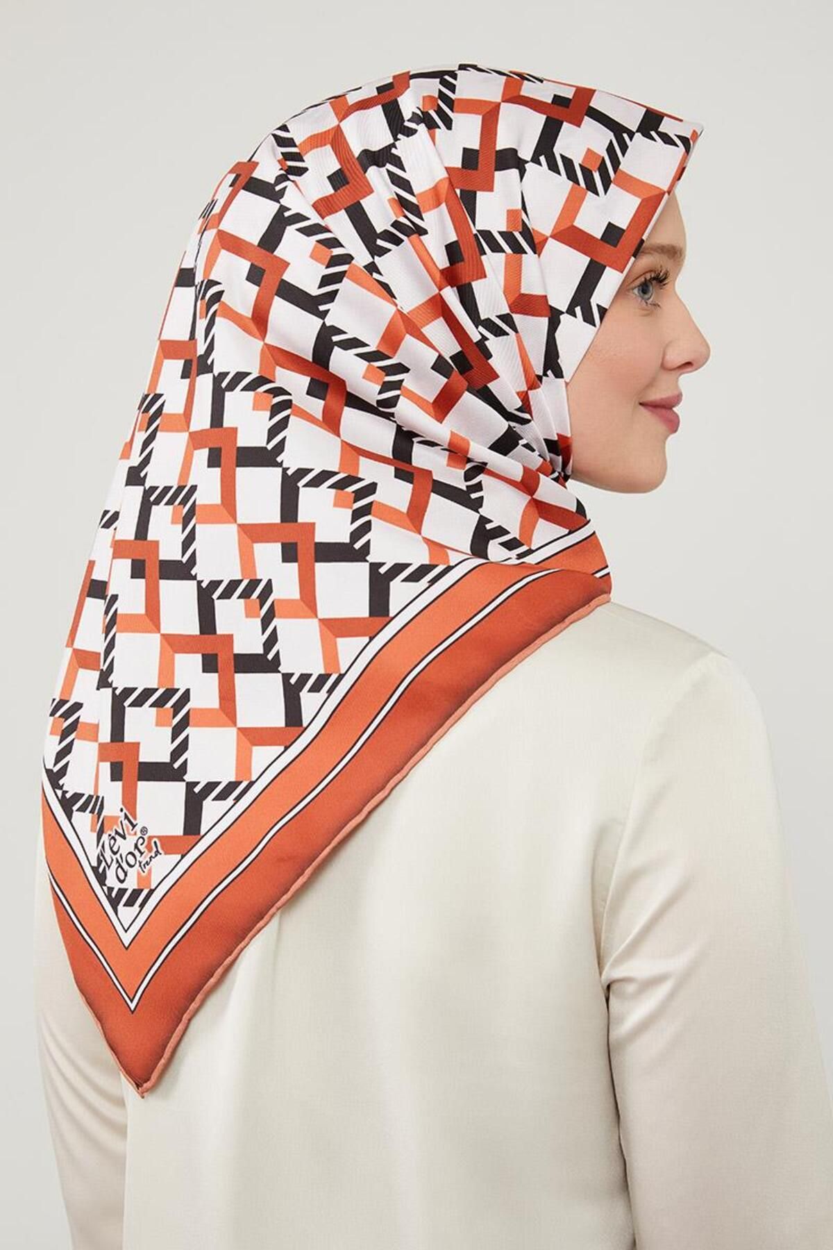 روسری نارنجی Twill Trendgle Triangle اورجینال Levidor