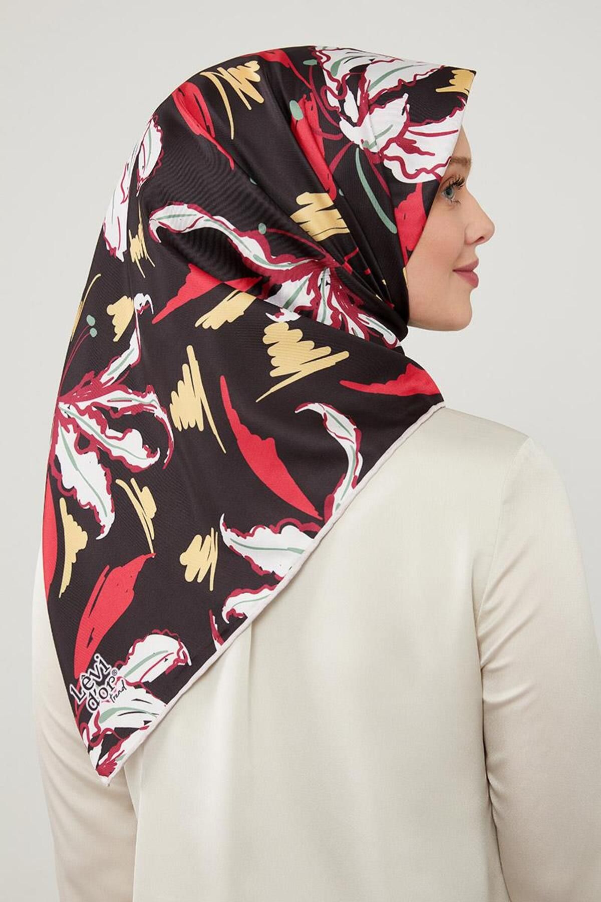 روسری چند رنگ Twill الگوی برگ mink Levidor