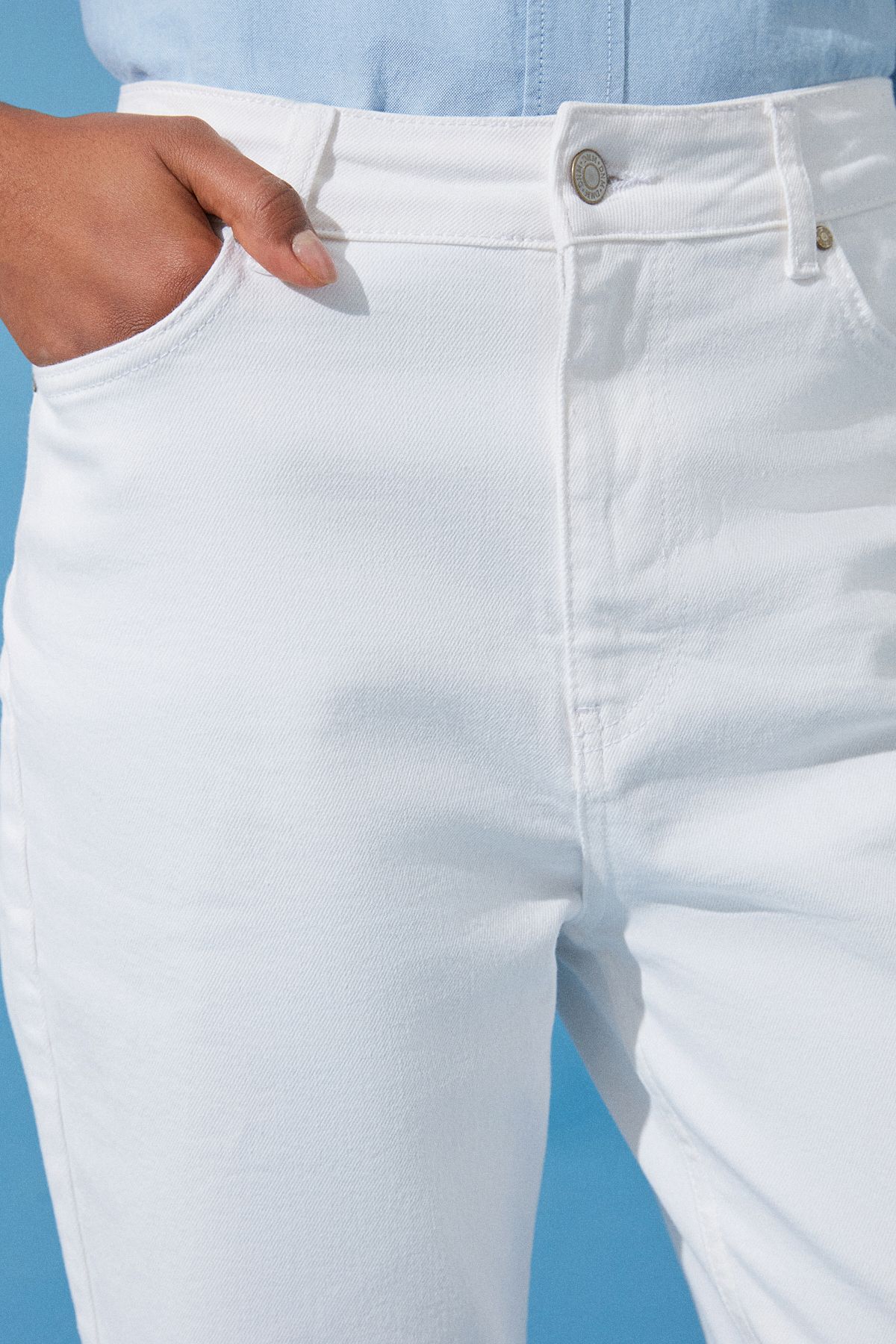 Trendyol Collection-Бели Mom Jeans с висока талия Twoss24Je00122 5