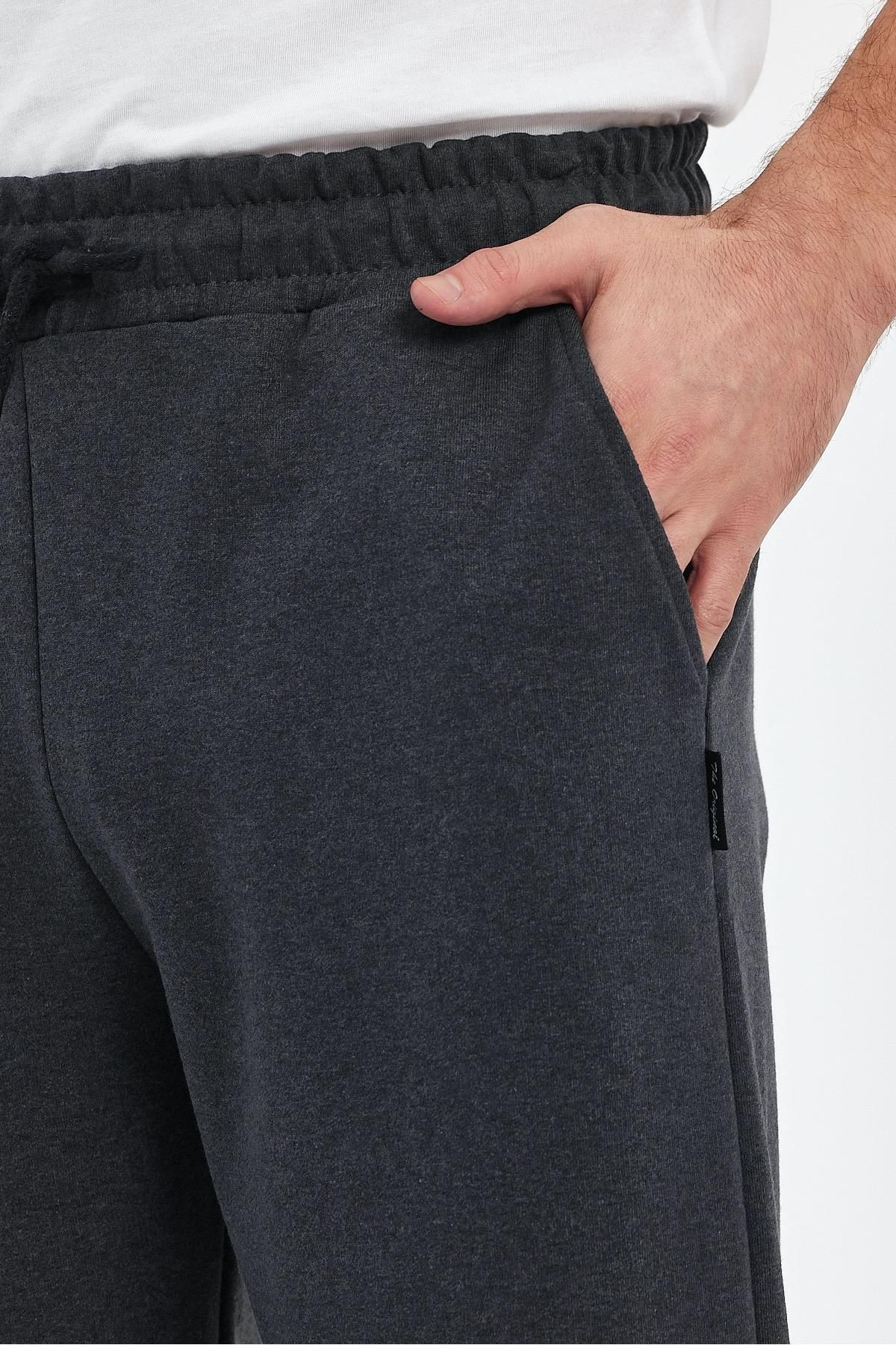 COMEOR-Men's 2-Piece Bermuda Knee-Length Capri Shorts with Side Pockets and Adjustable Elastic Waist 4