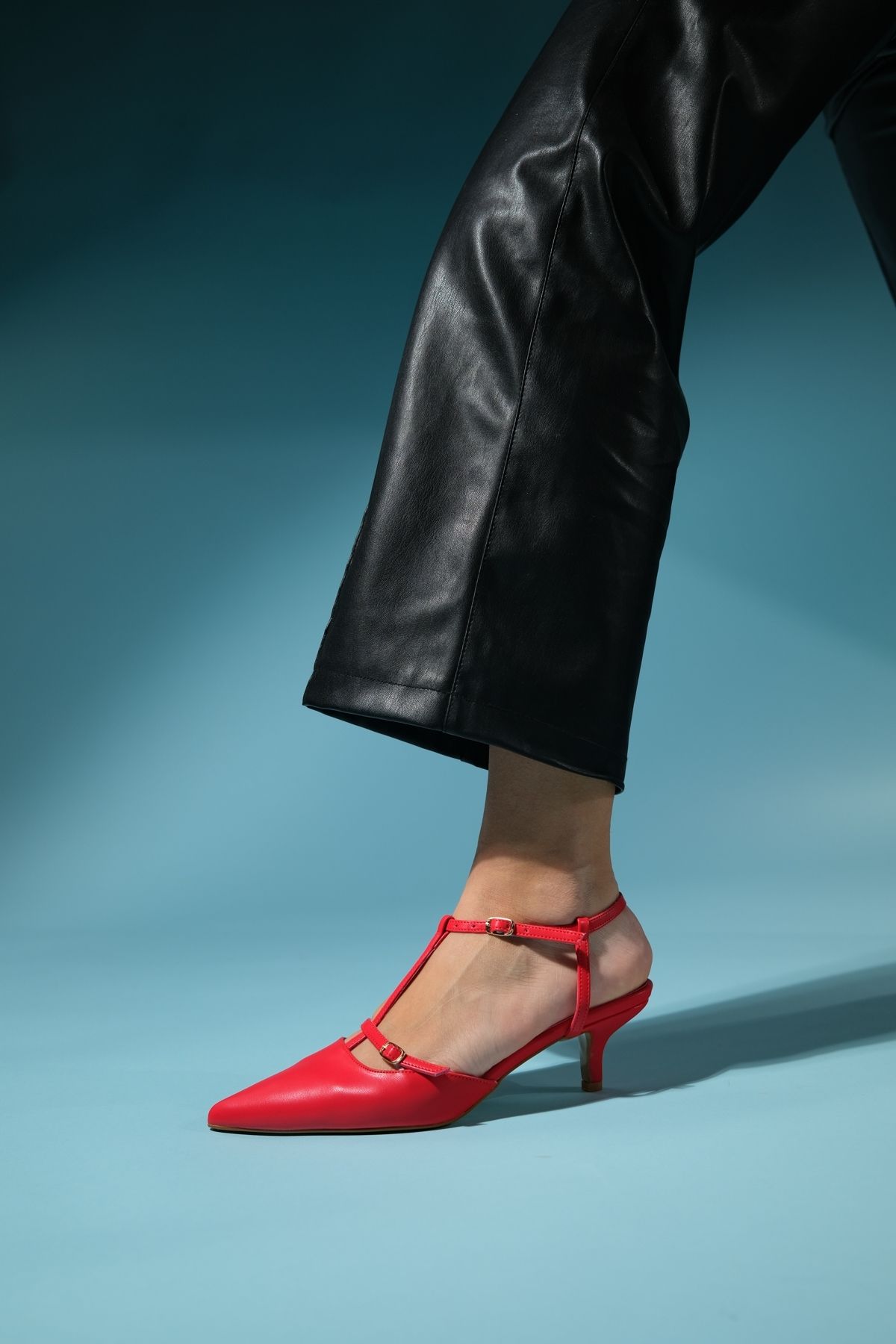 کفش پاشنه کلاسیک قرمز زنانه زن پوست فرانسوی اورجینال luvishoes